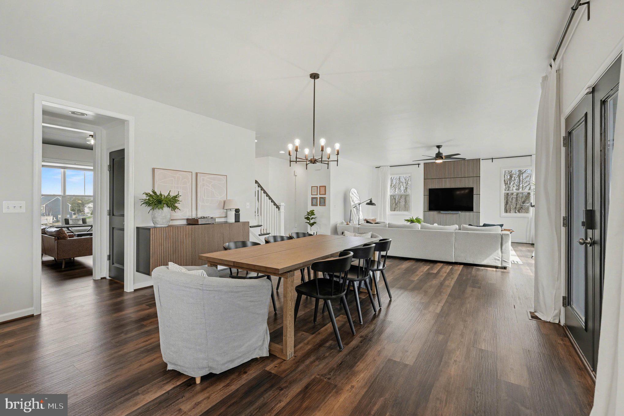 CHAPEL RIDGE - Residential