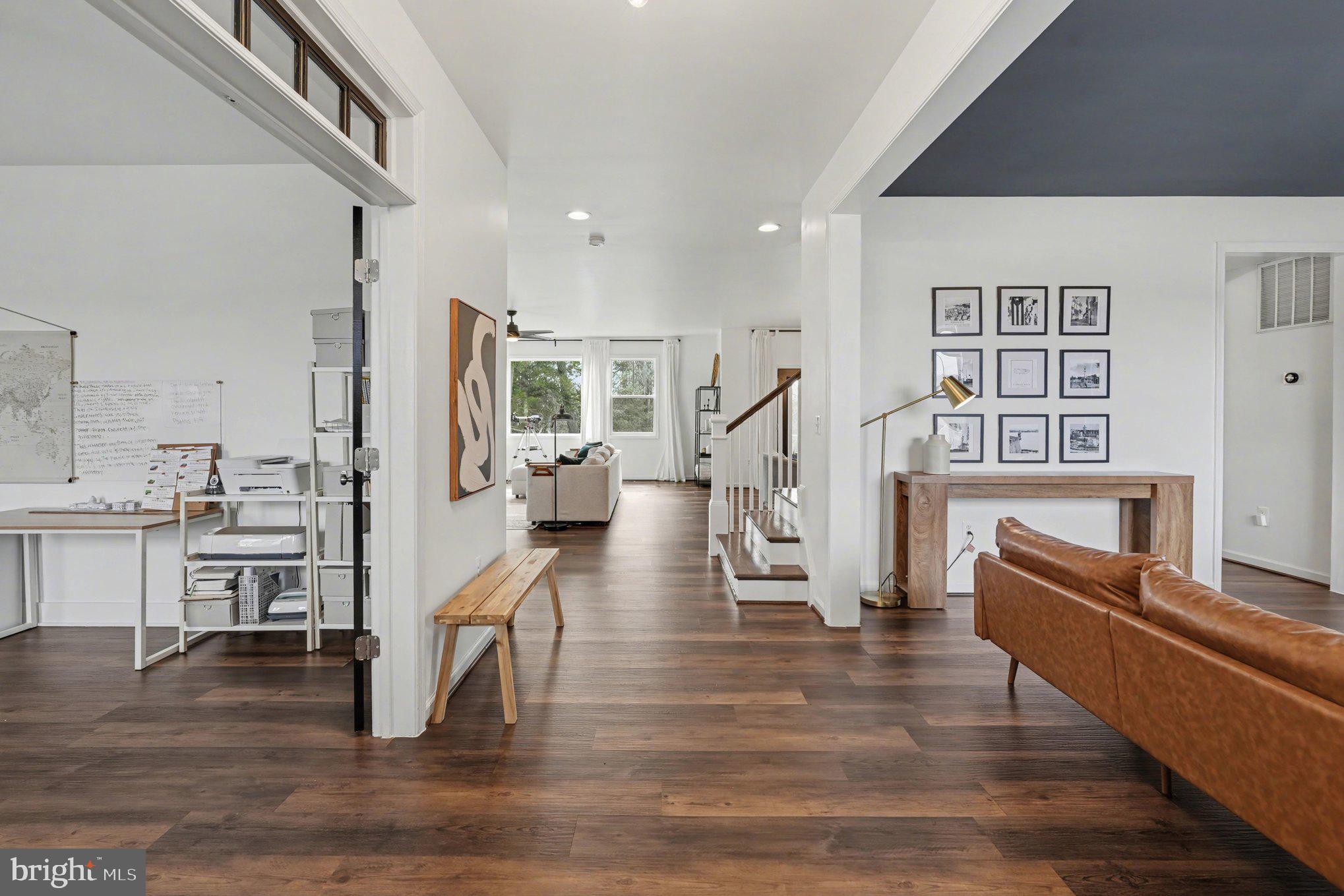 19 CHAPEL RIDGE COURT