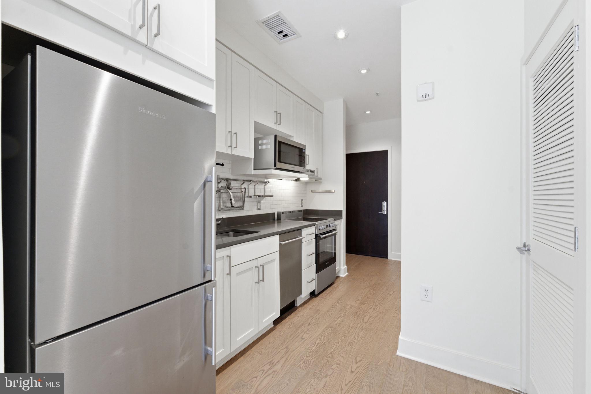 2550 17TH STREET NW 202