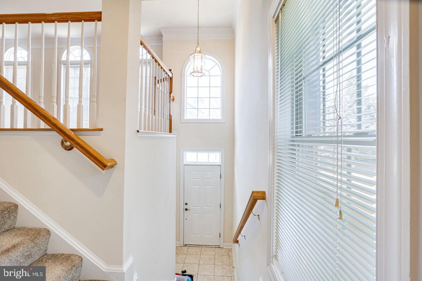 ASHTON COMMONS - Residential Lease