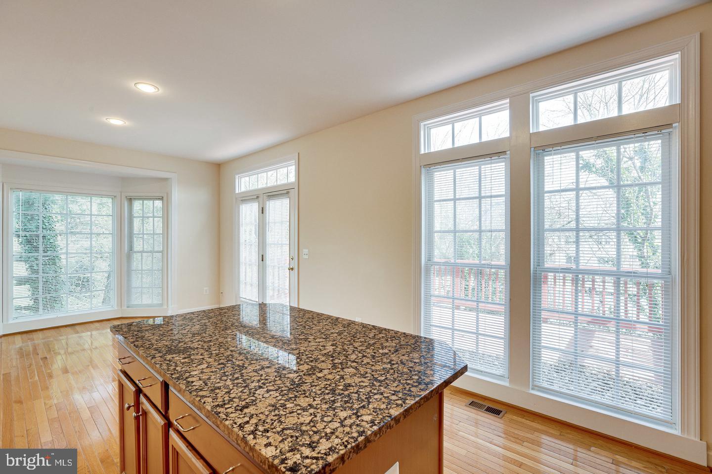 ASHTON COMMONS - Residential Lease