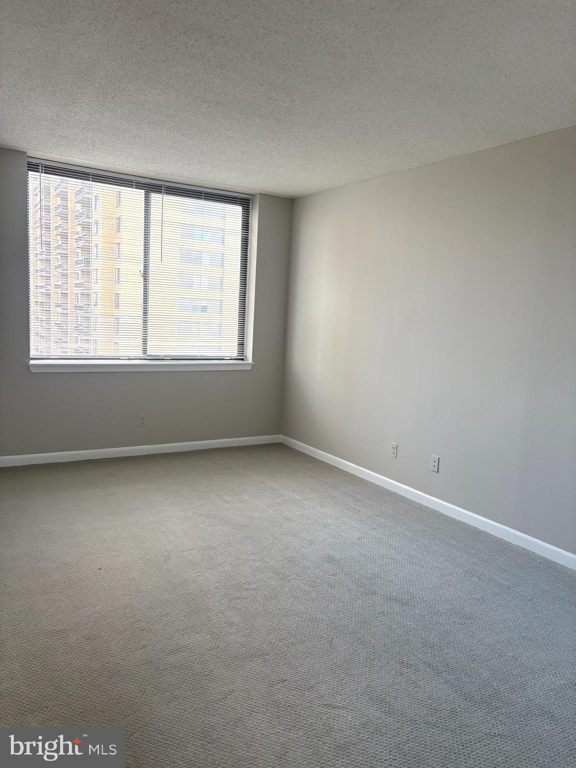 SKYLINE - Residential Lease