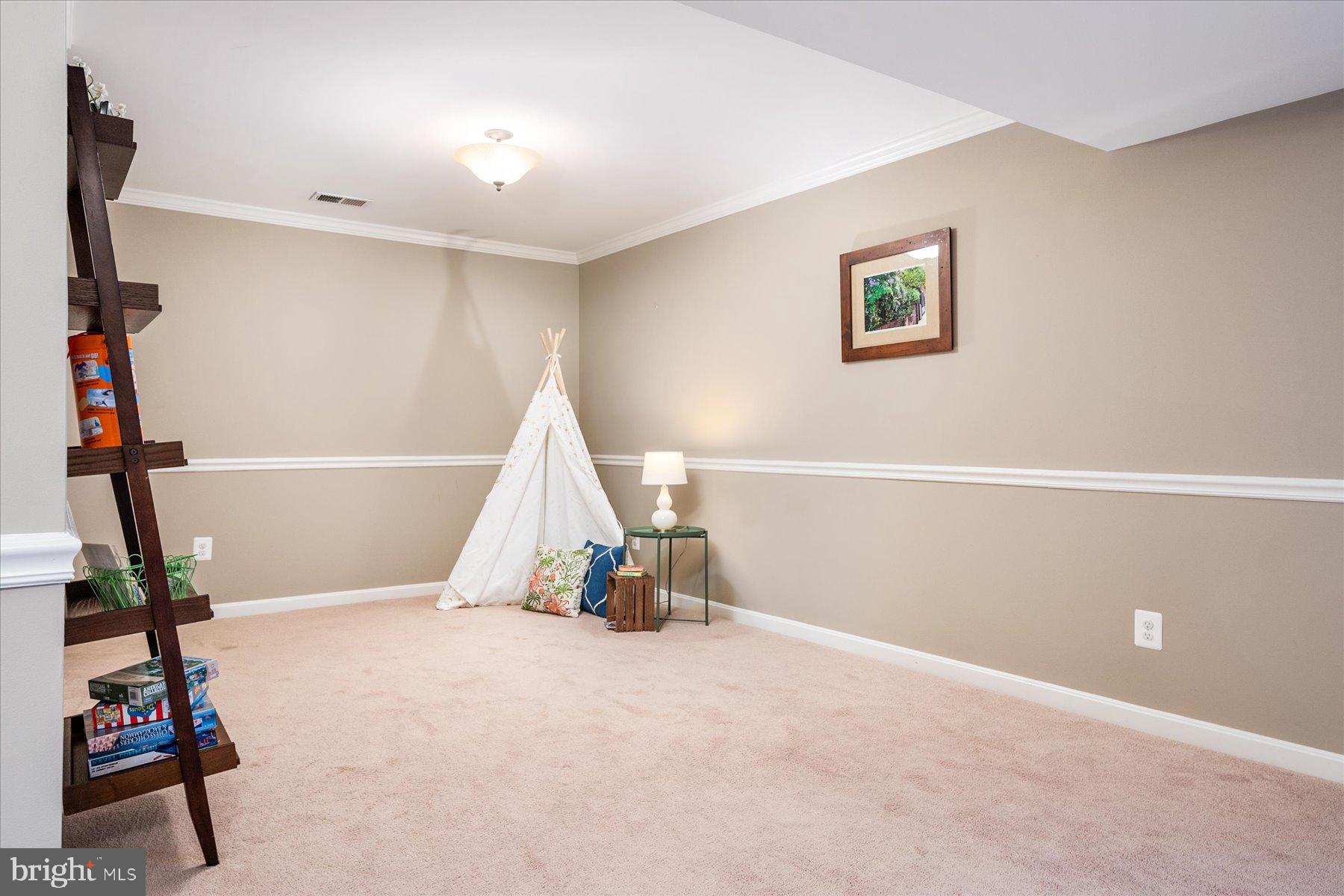 NORTH BROOK - Residential