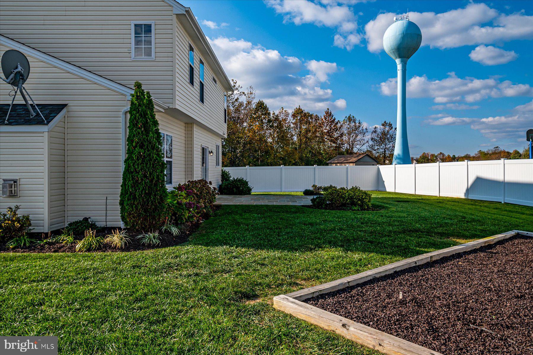 NORTH BROOK - Residential