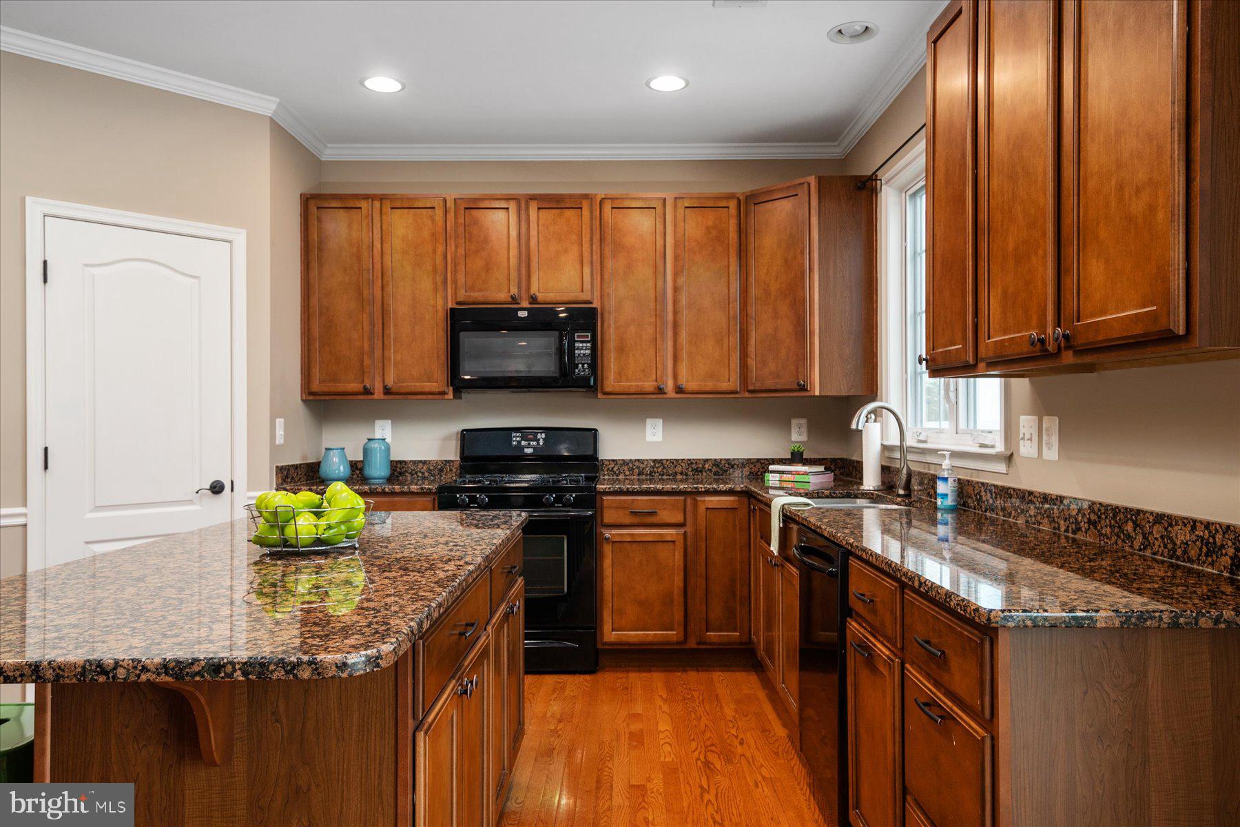 NORTH BROOK - Residential