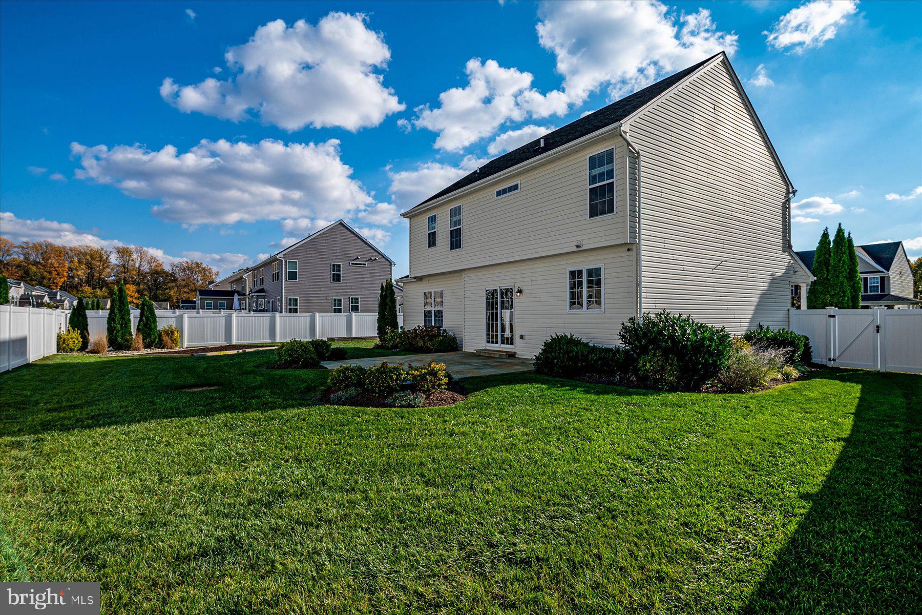 NORTH BROOK - Residential