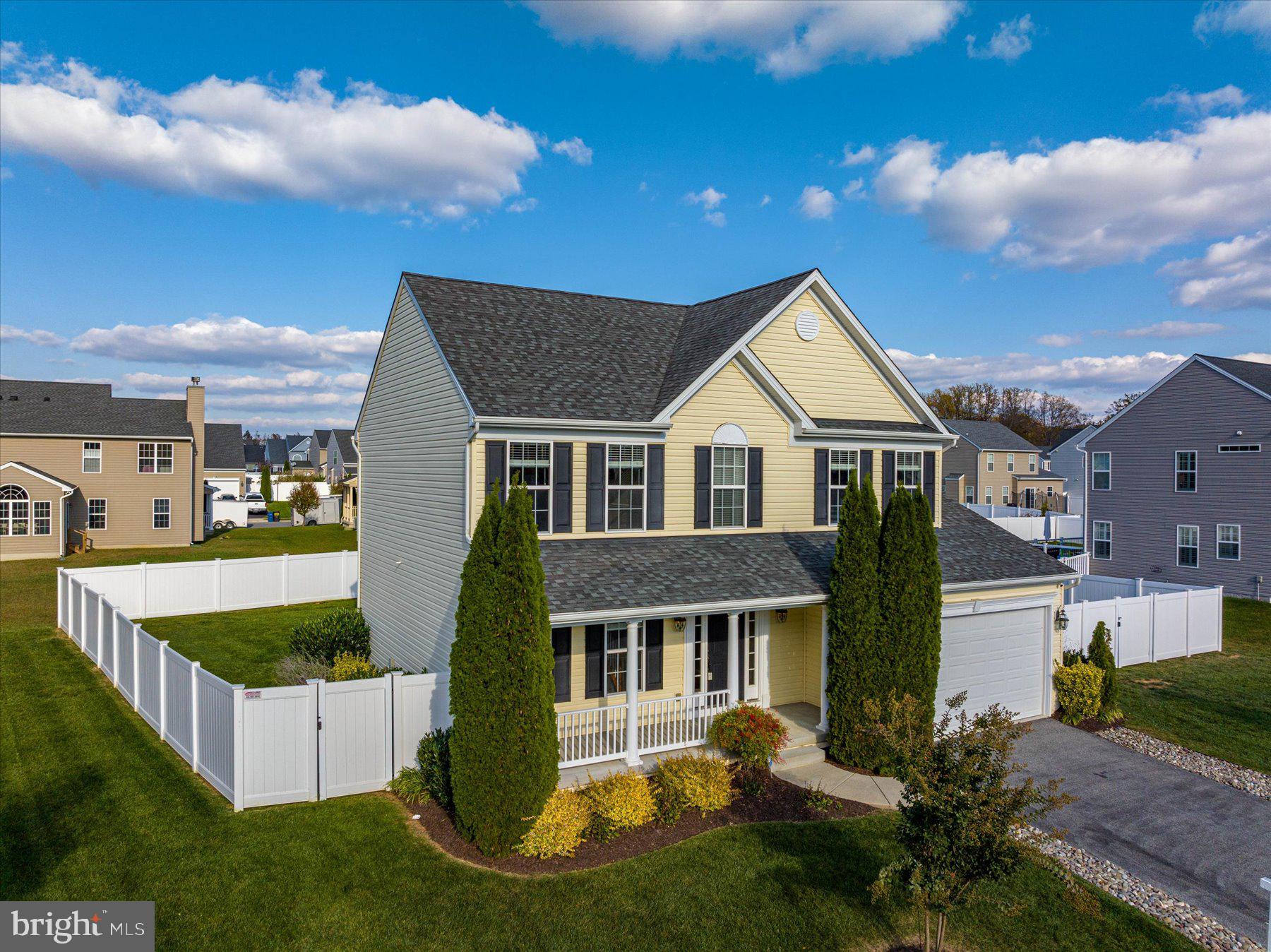 NORTH BROOK - Residential