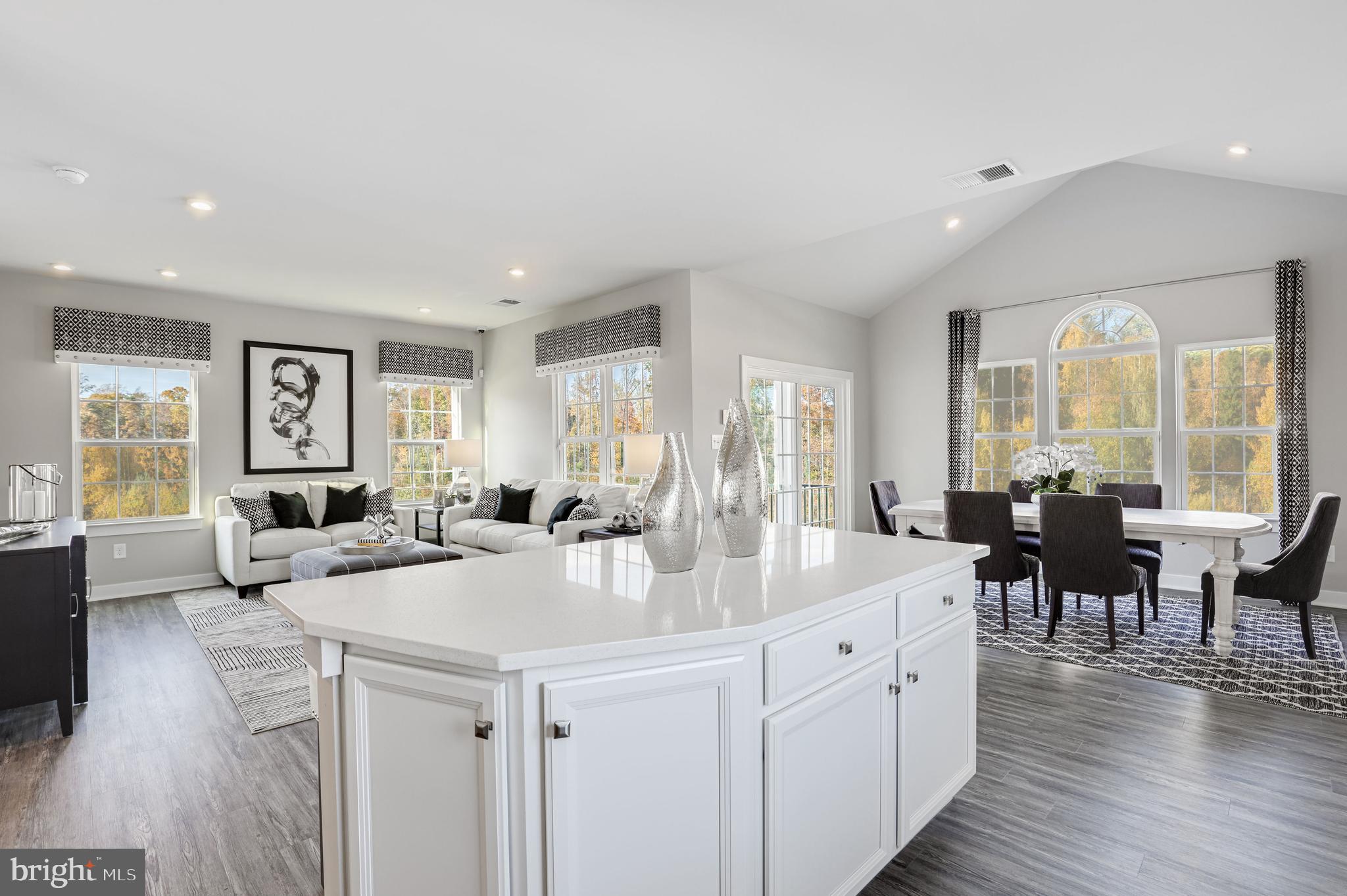 BAYSIDE - Residential