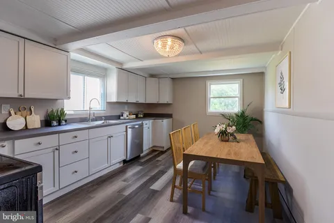 MLS: PACD2044210