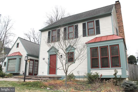 4635 HOLLEYSIDE COURT DUMFRIES VA 22025