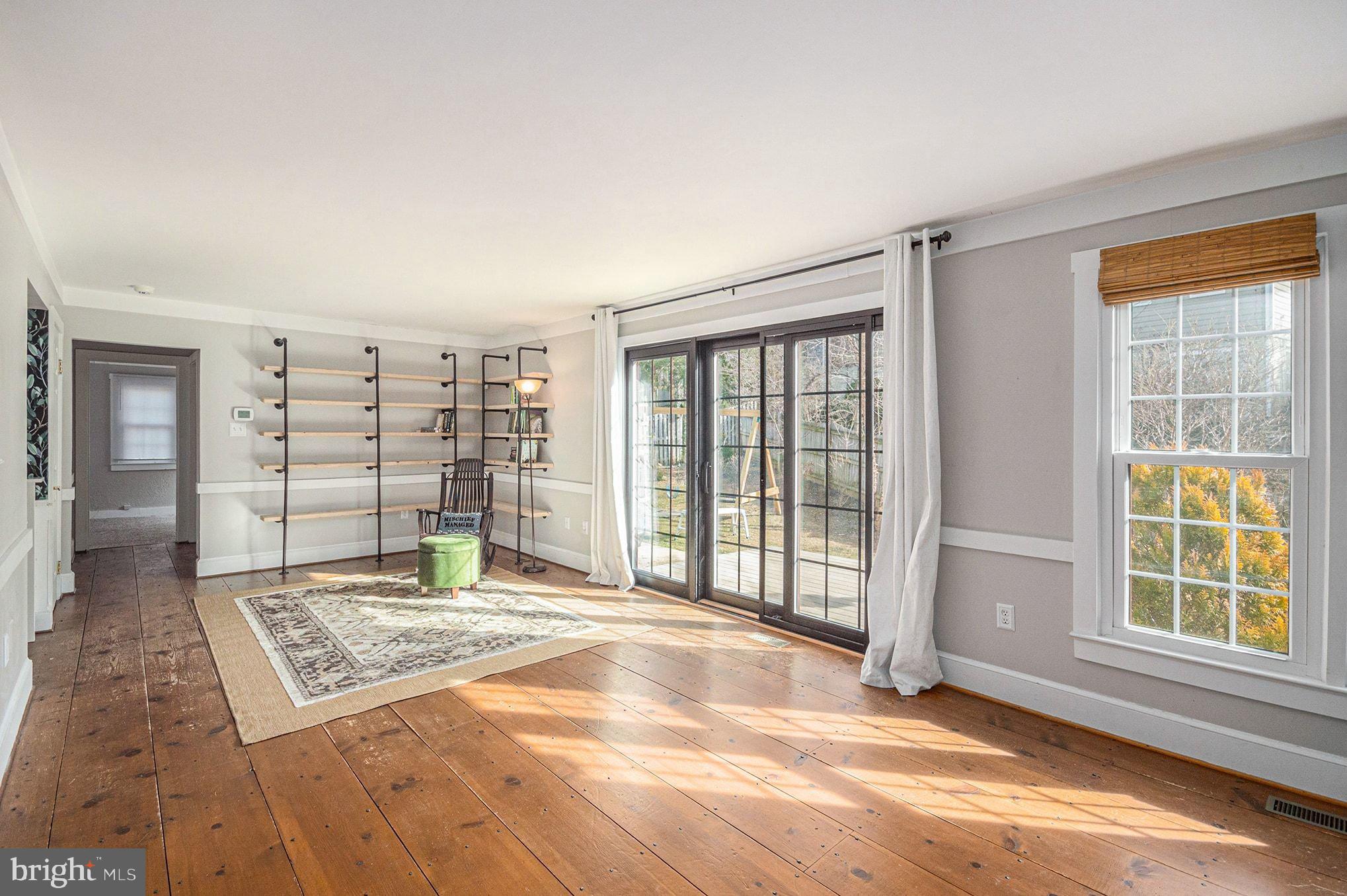 MONTCLAIR - Residential