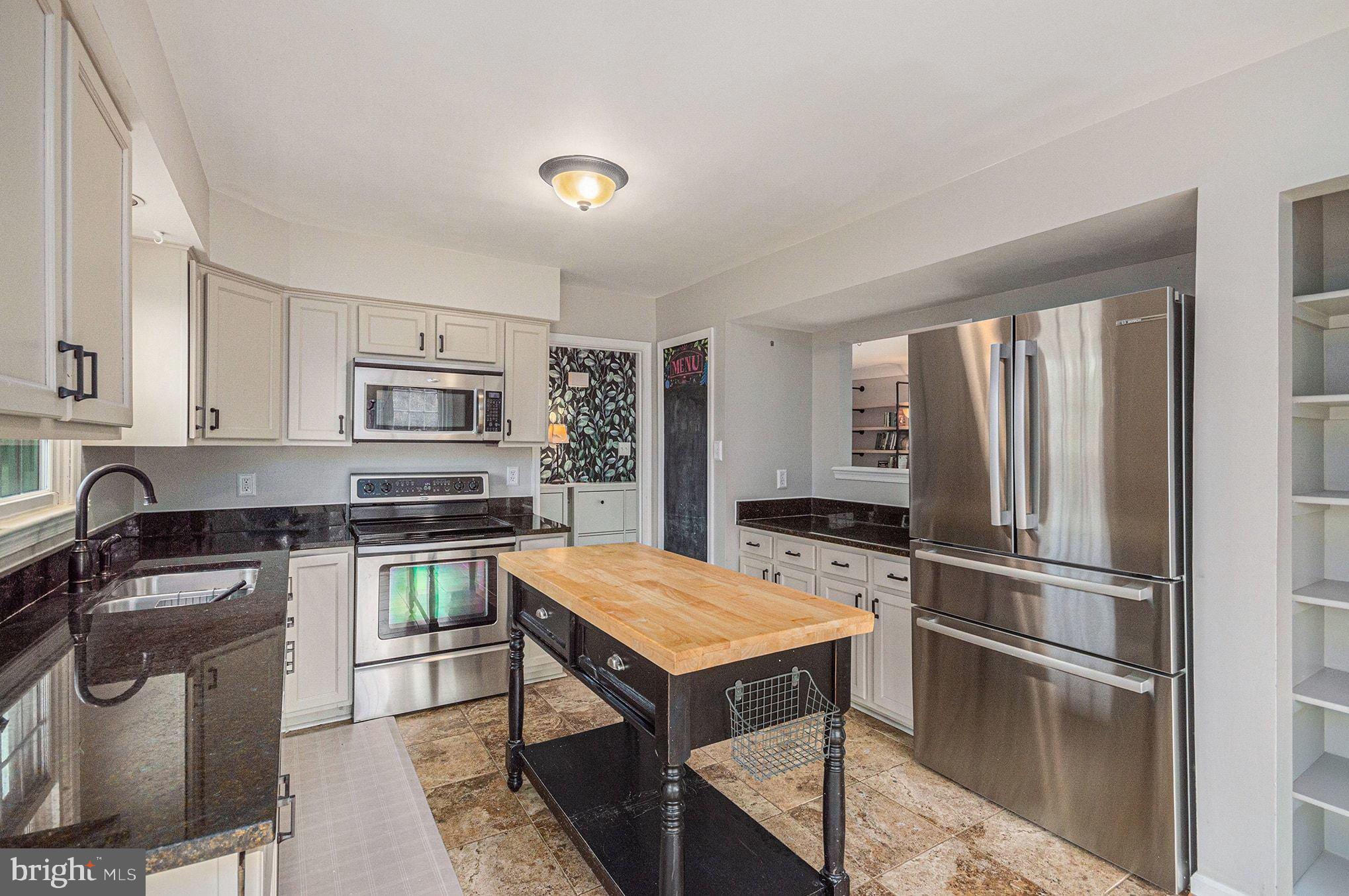 MONTCLAIR - Residential