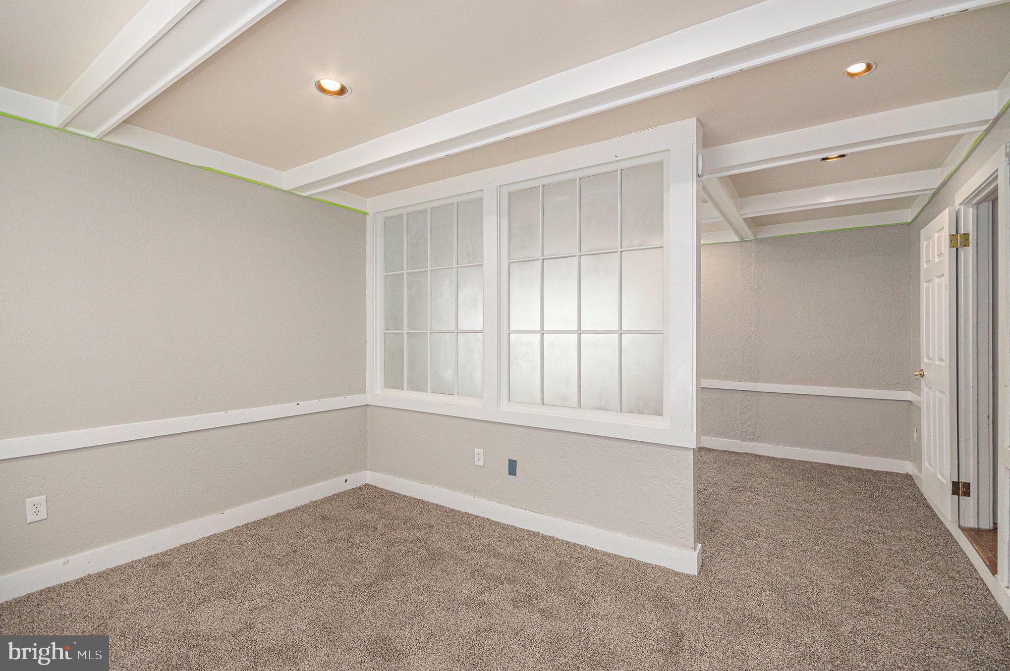 MONTCLAIR - Residential