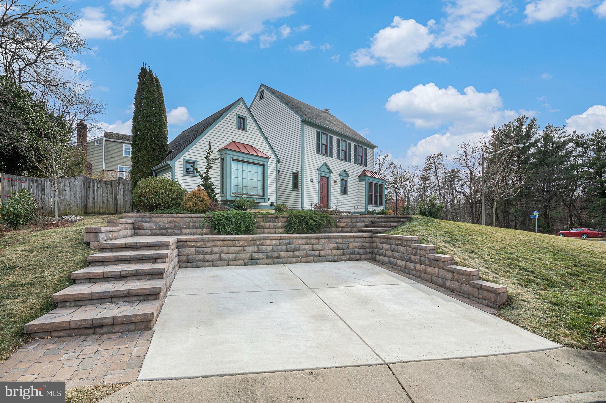 MONTCLAIR - Residential