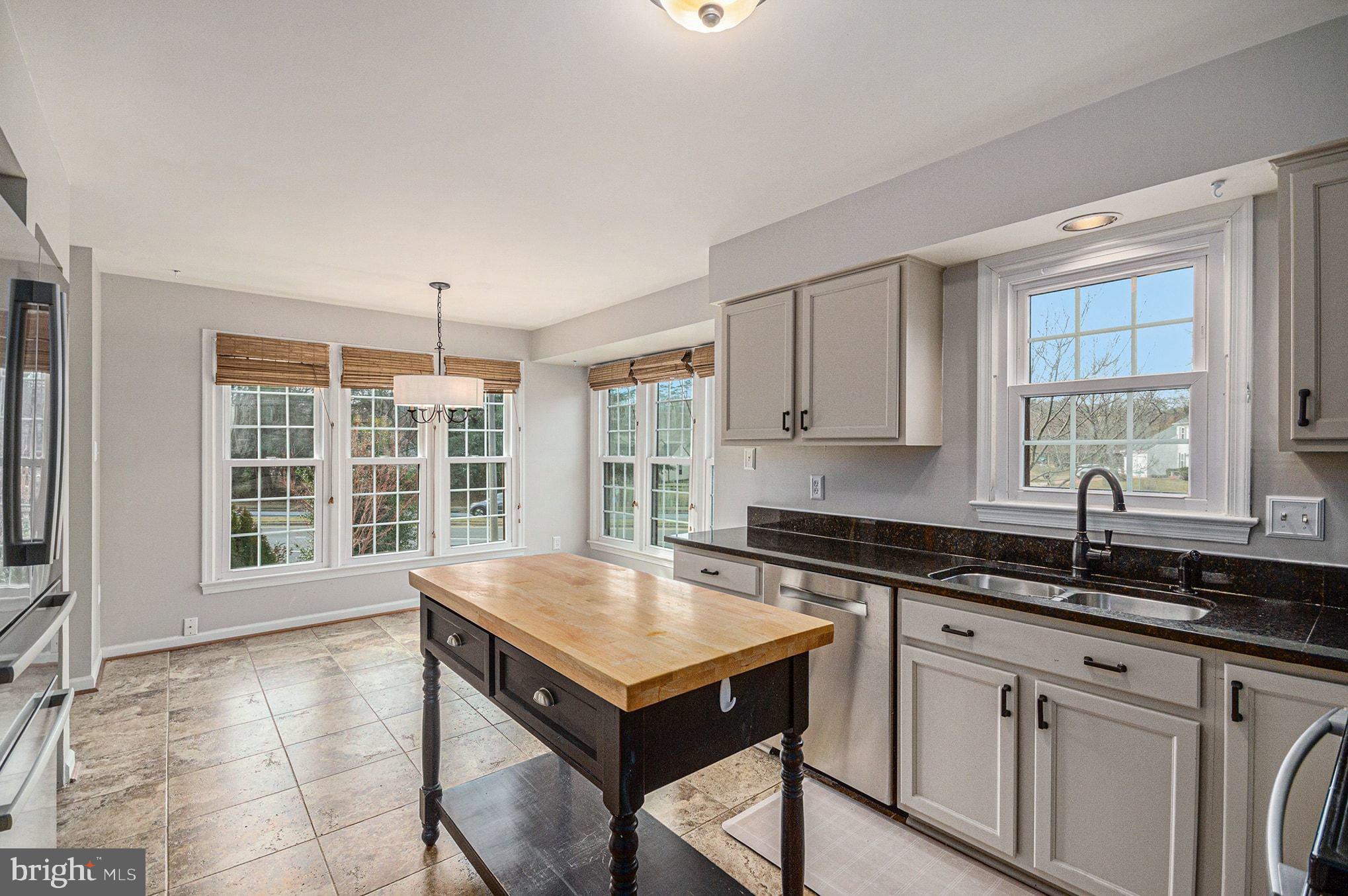 MONTCLAIR - Residential