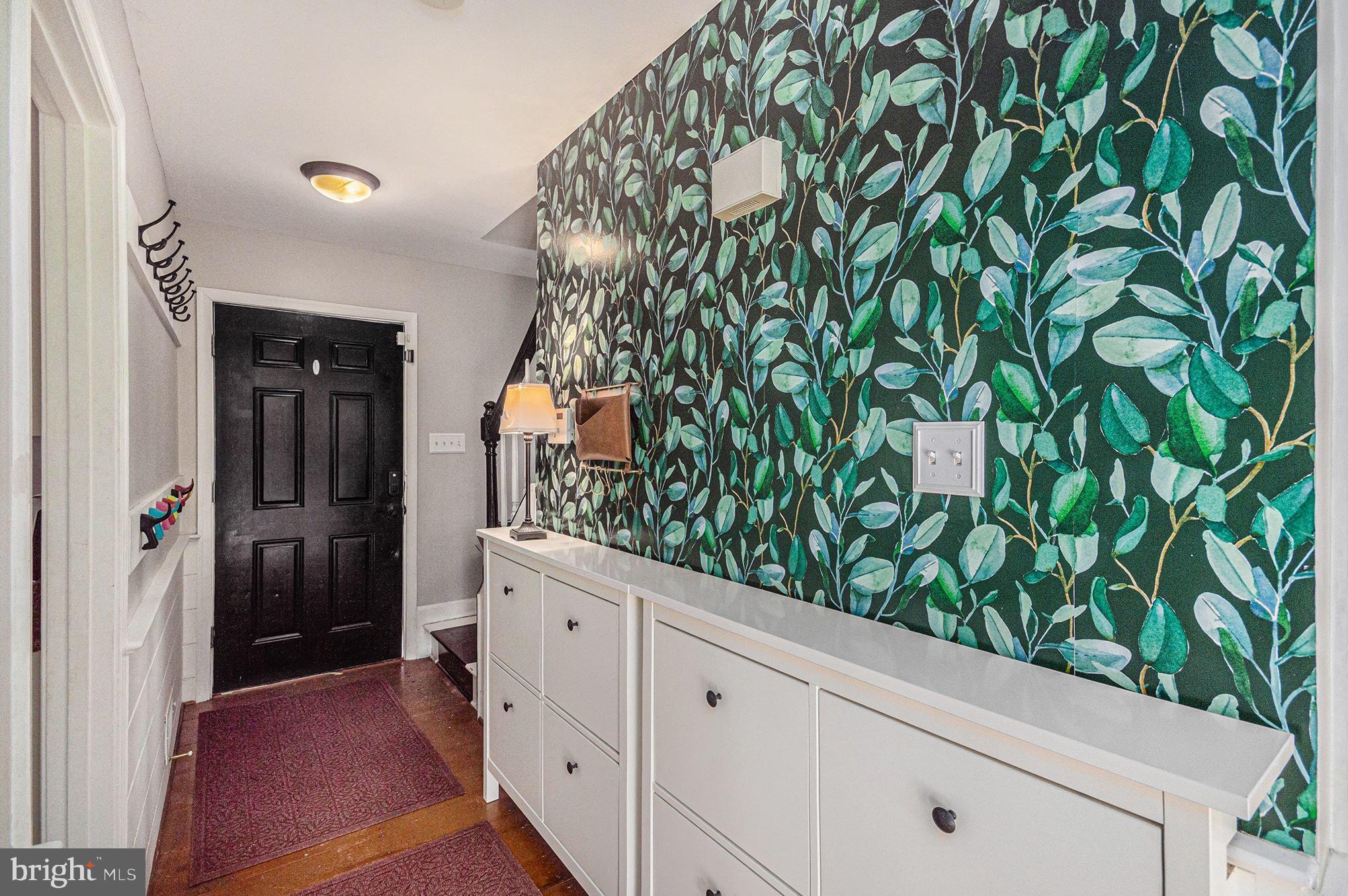 MONTCLAIR - Residential