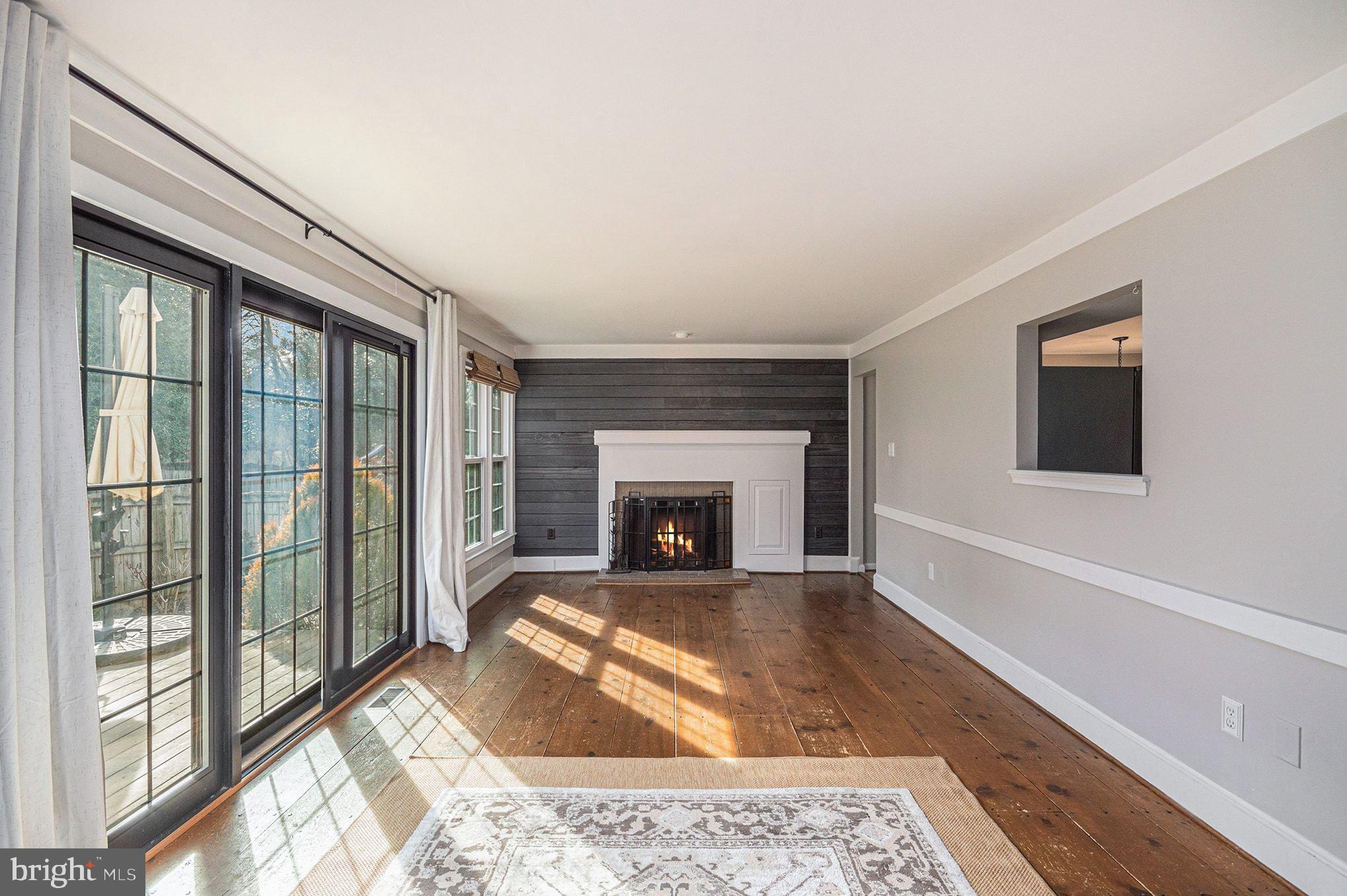 MONTCLAIR - Residential