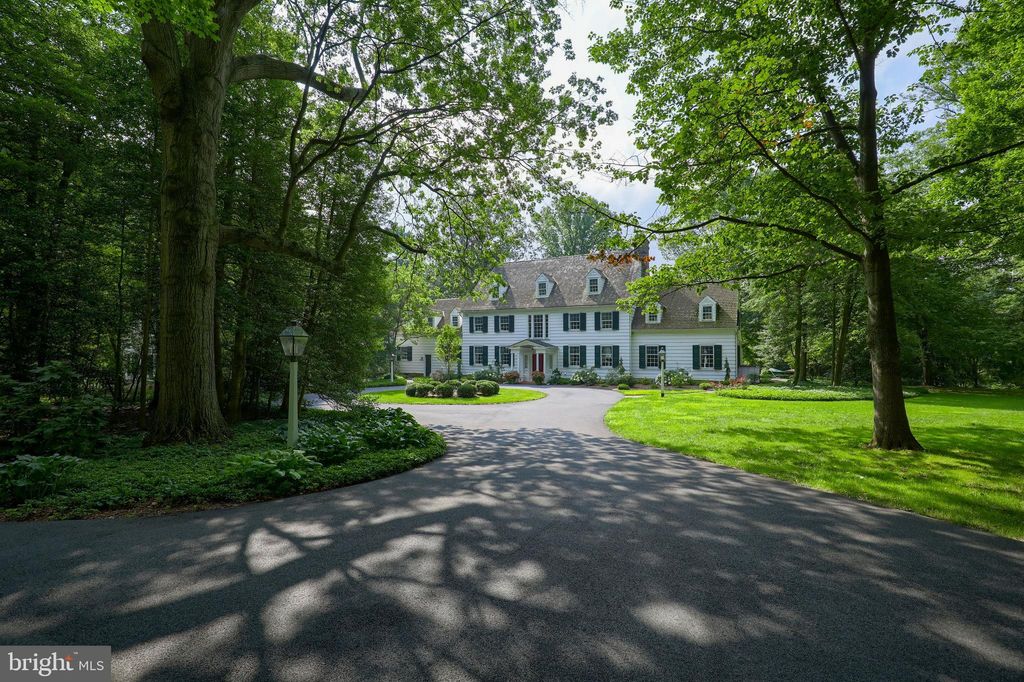 Photo of 260 ESHELMAN RD, LANCASTER, PA 17601 (MLS # PALA2029522)