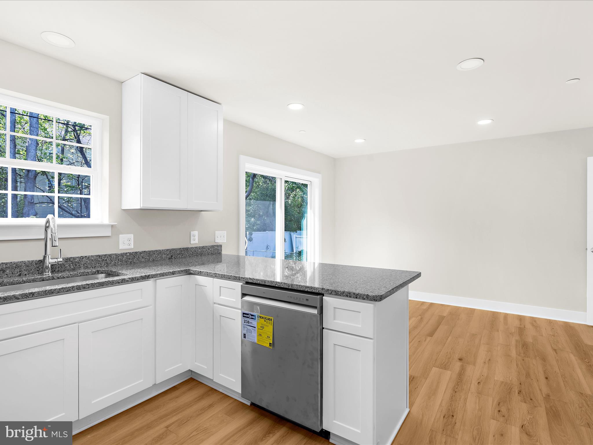 718 DELMAR AVENUE