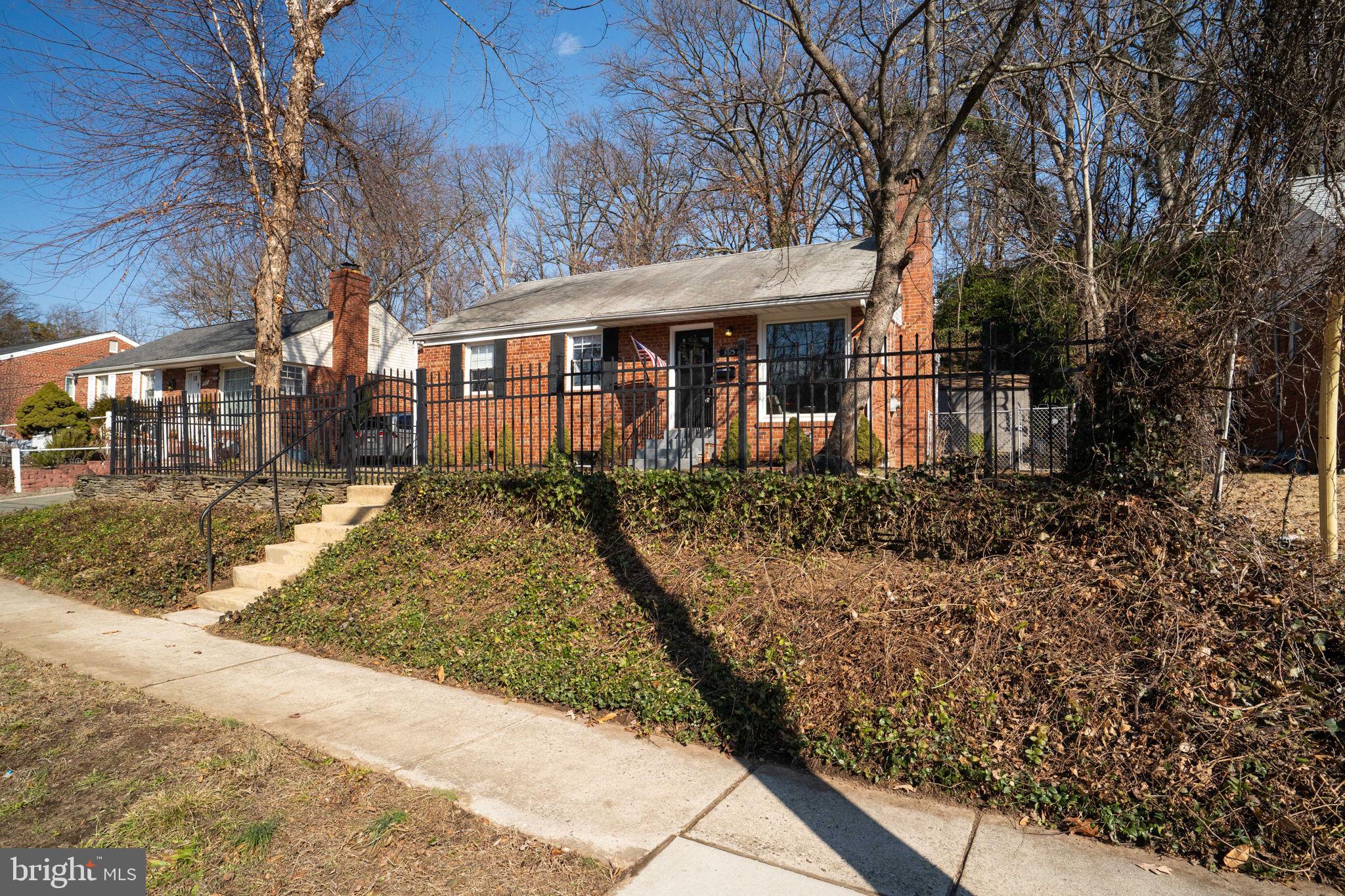 MCKENZIE LEWIS PROPERTY - Residential