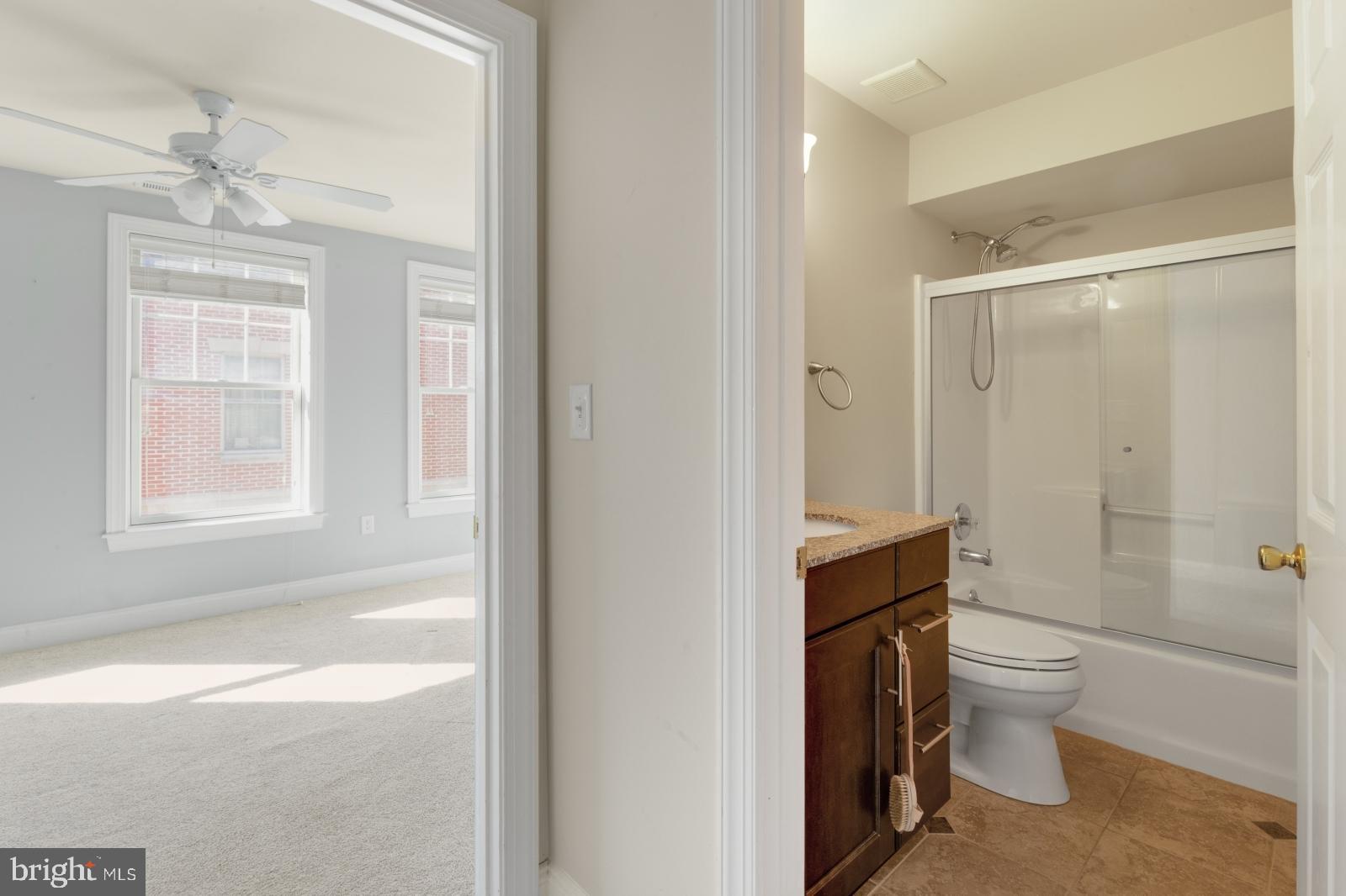 QUEEN VILLAGE - Residential Lease