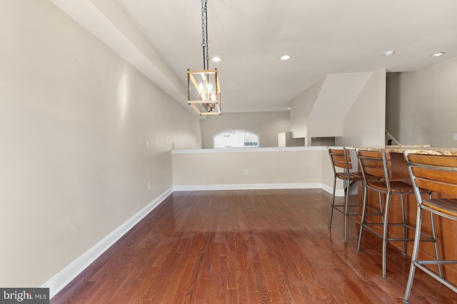 QUEEN VILLAGE - Residential Lease