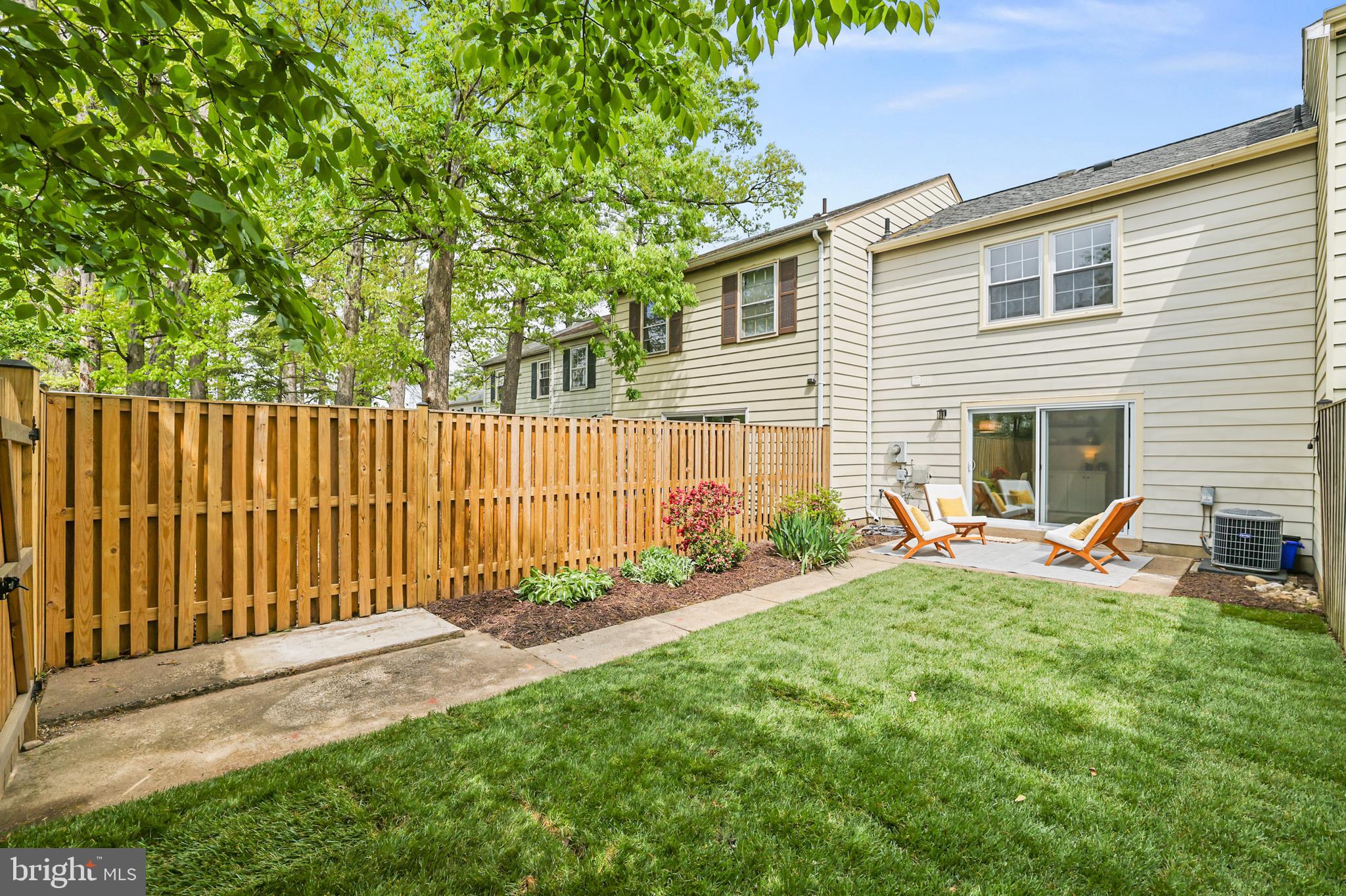 FRANCONIA COMMONS - Residential