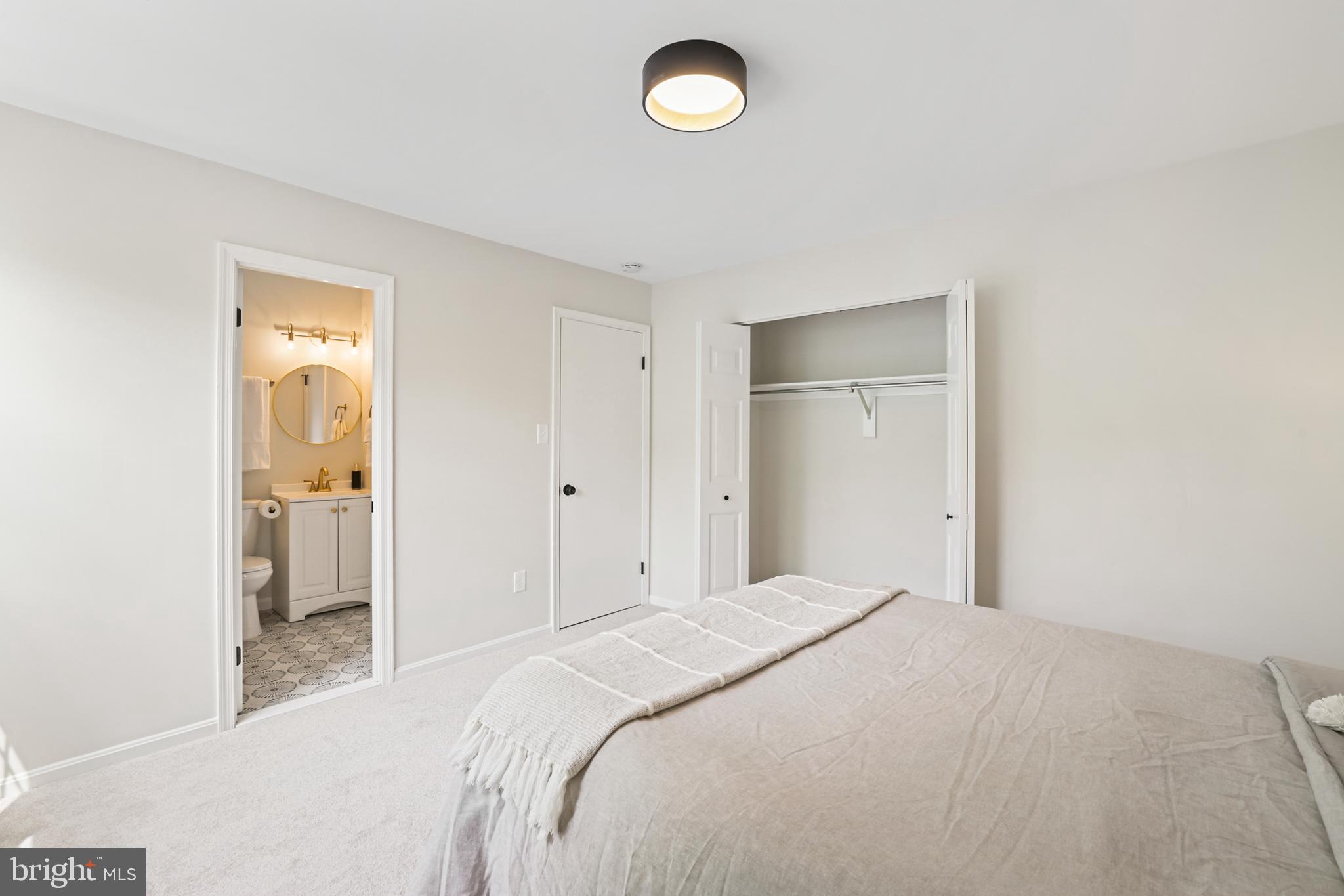 FRANCONIA COMMONS - Residential