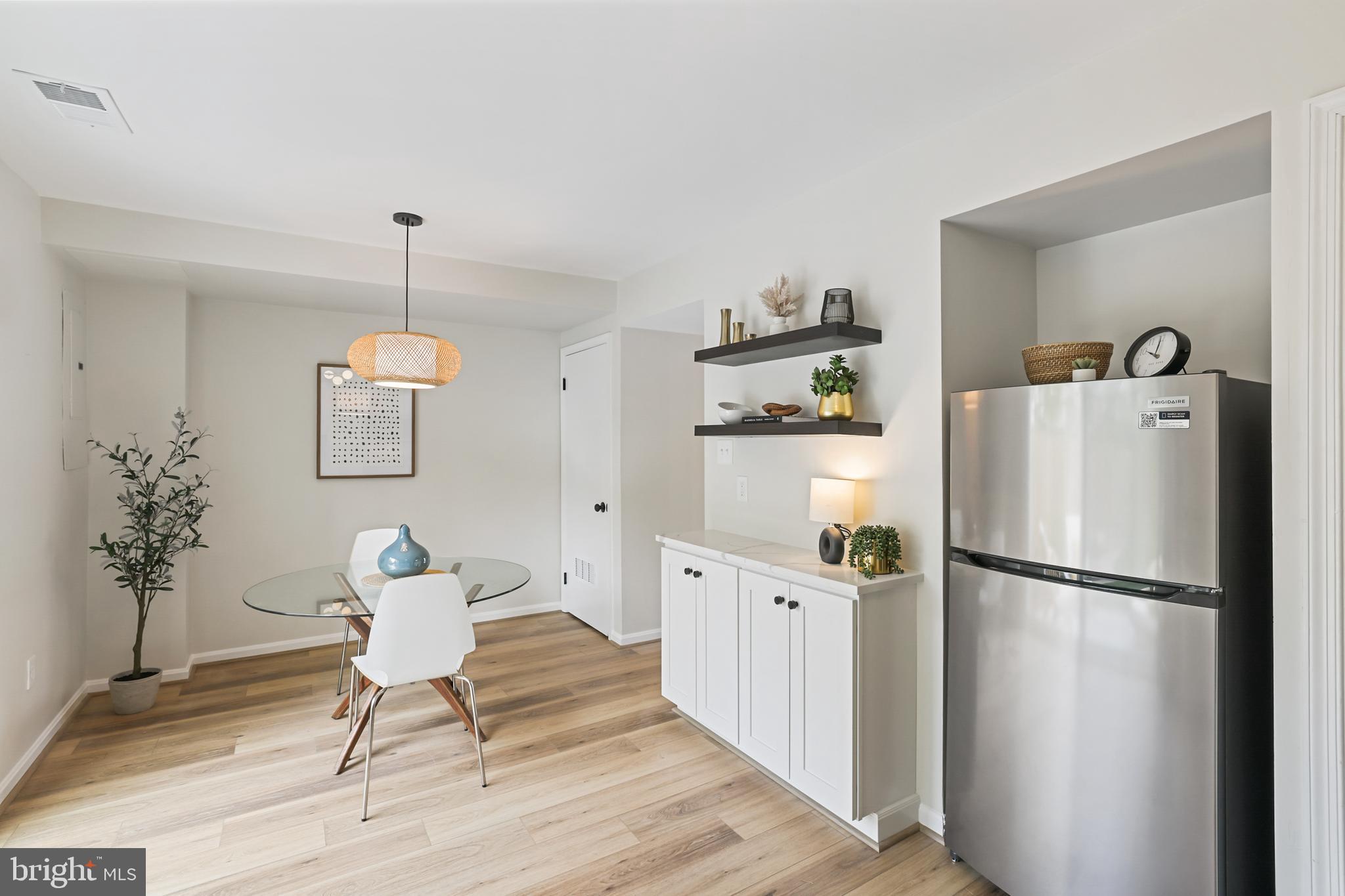 FRANCONIA COMMONS - Residential