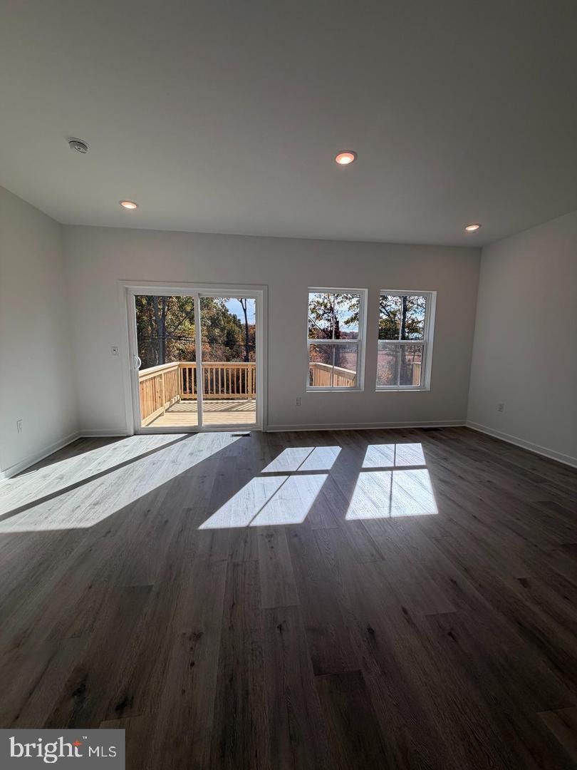 54 SILVERBELL AVENUE