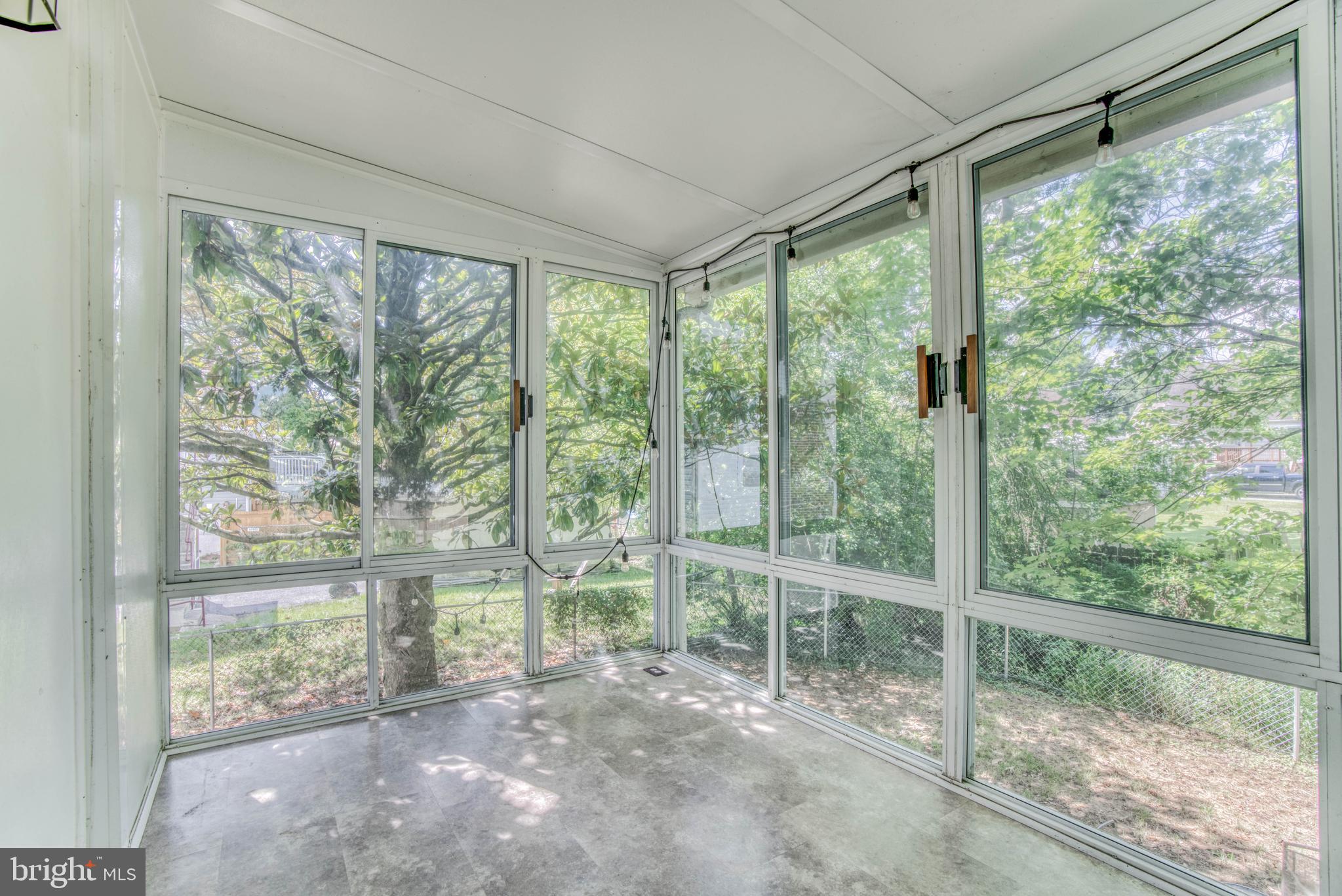 PARKTOWNE - Residential