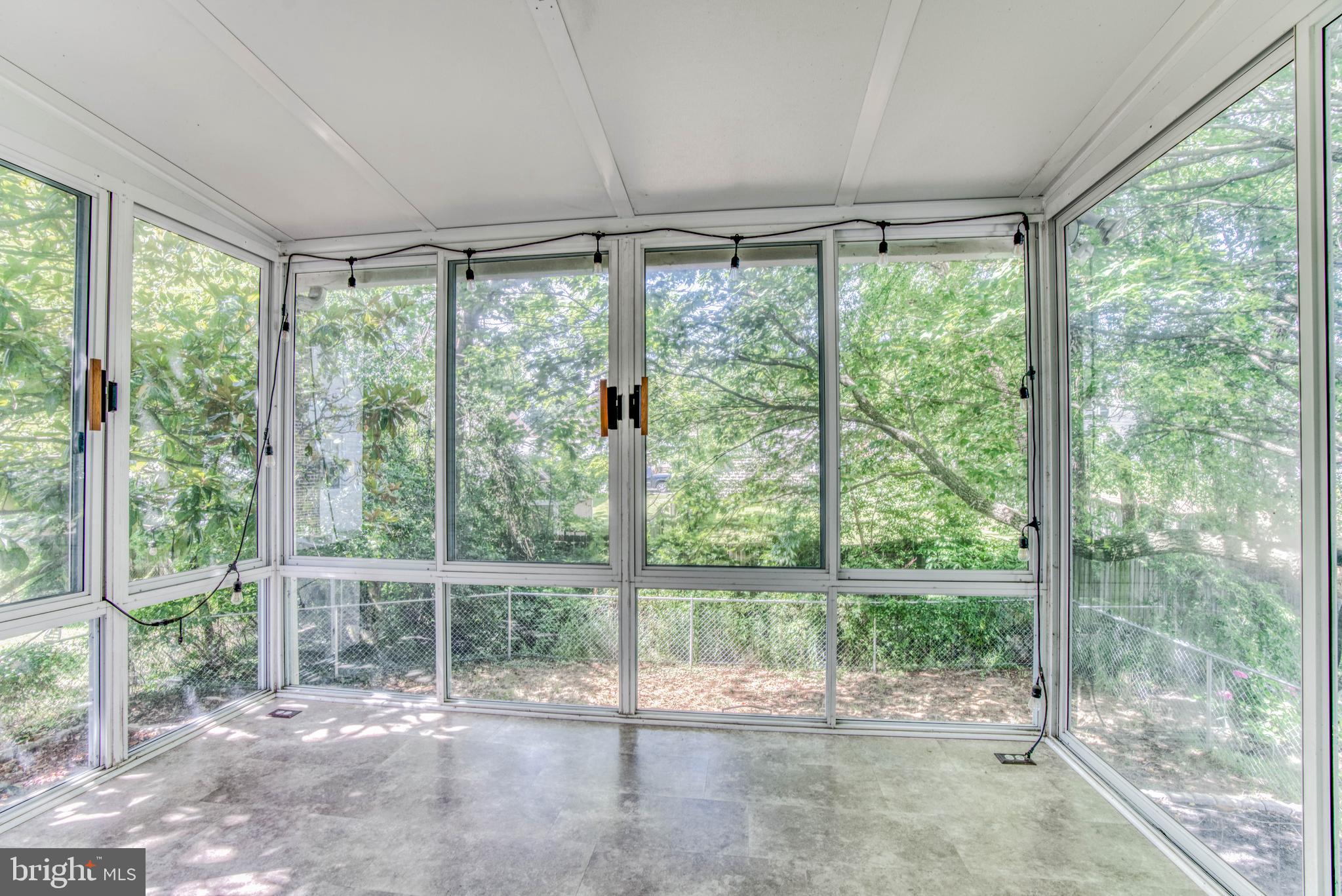 PARKTOWNE - Residential