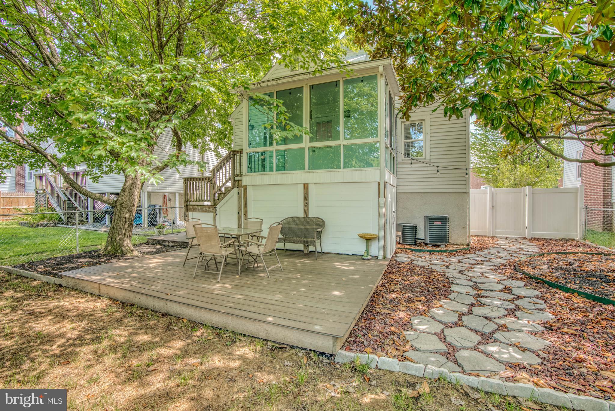 PARKTOWNE - Residential