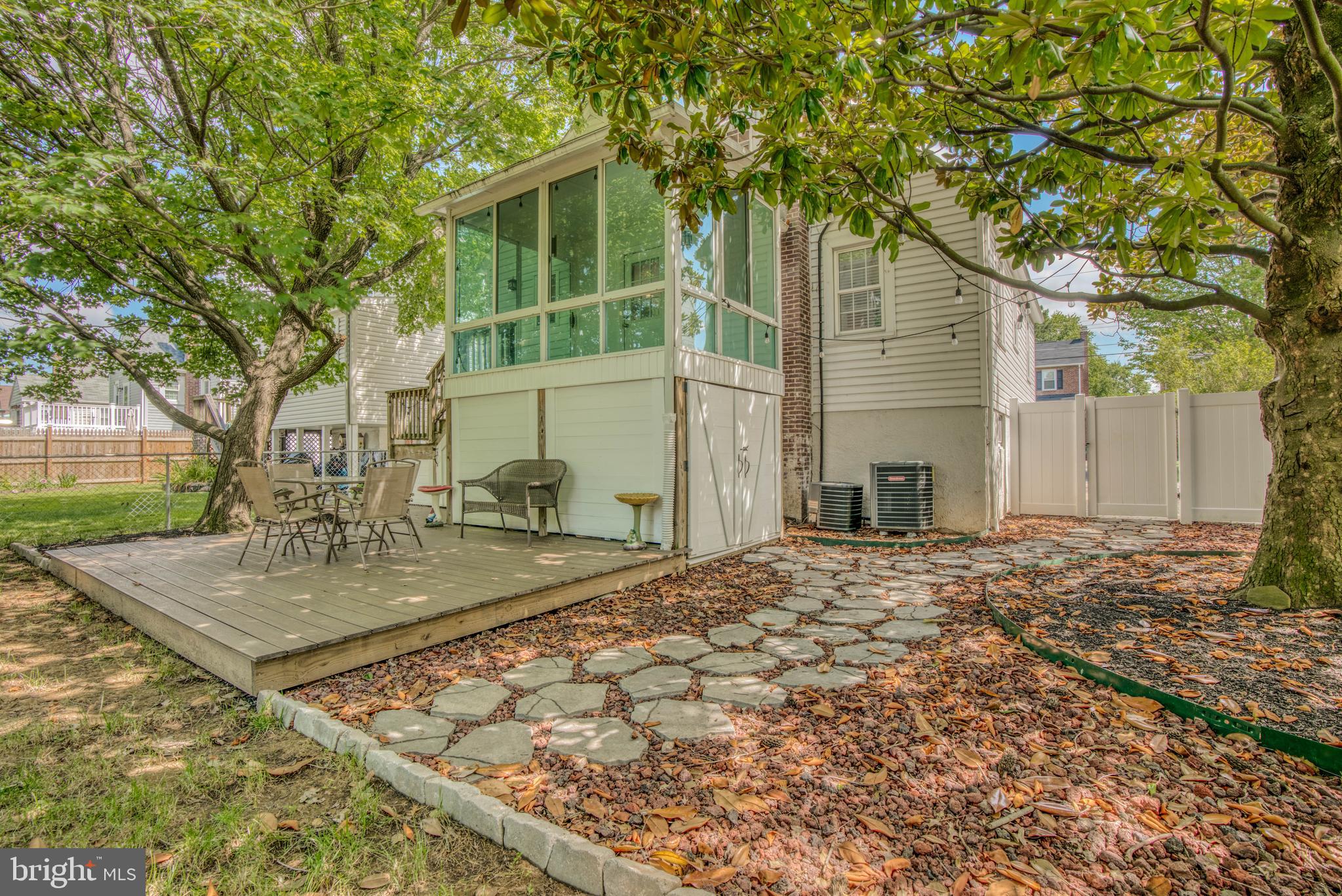 PARKTOWNE - Residential