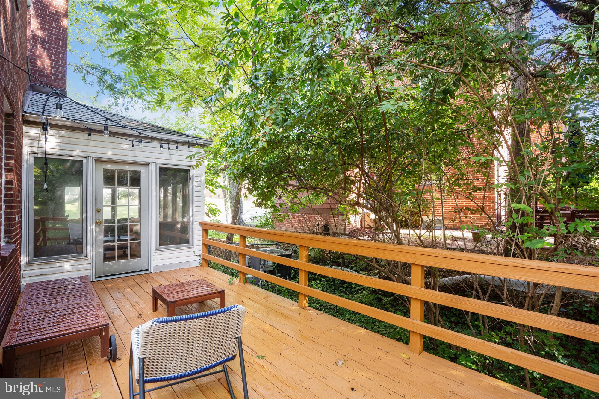 UNIVERSITY HILLS - Residential