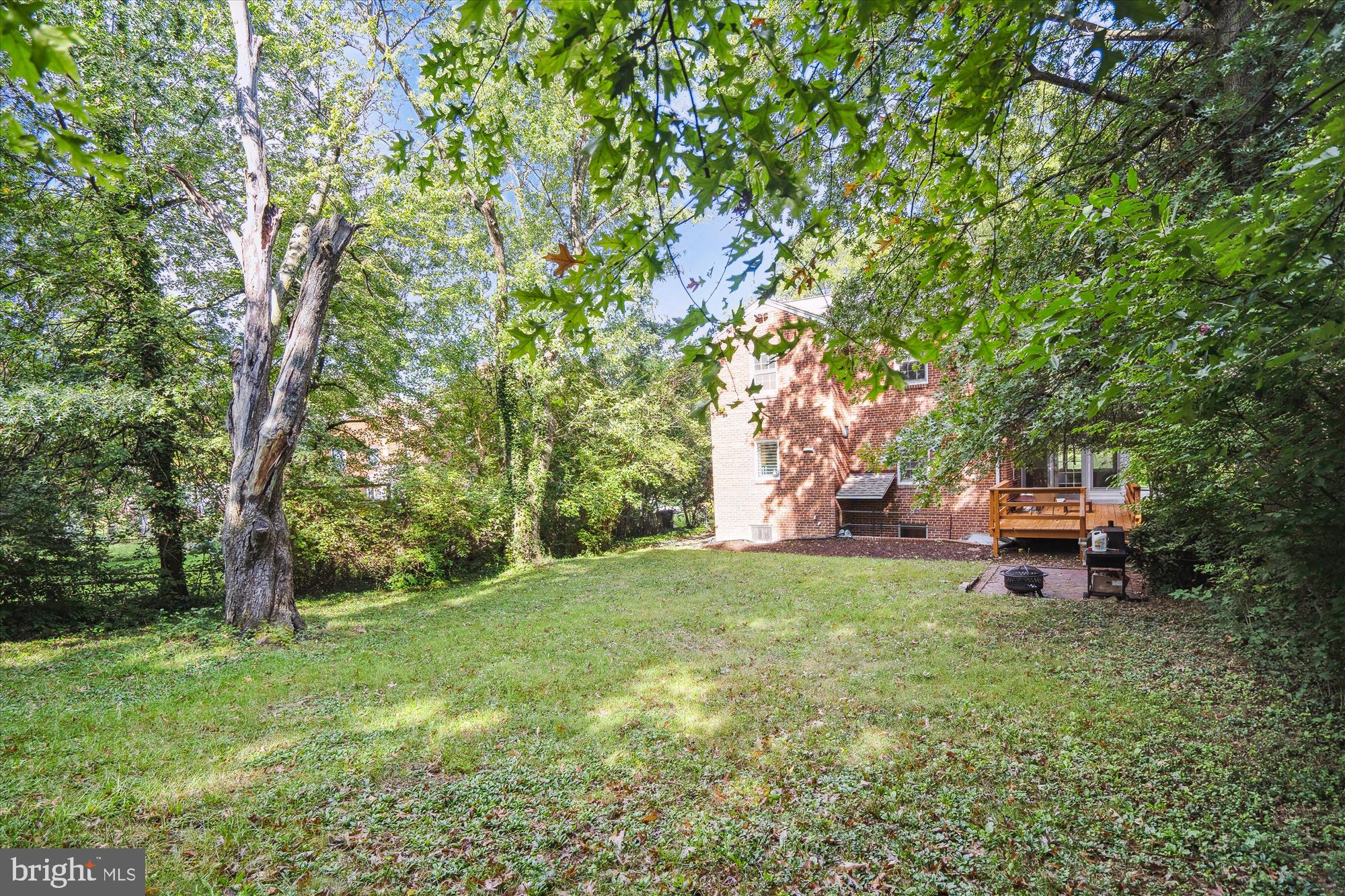 UNIVERSITY HILLS - Residential