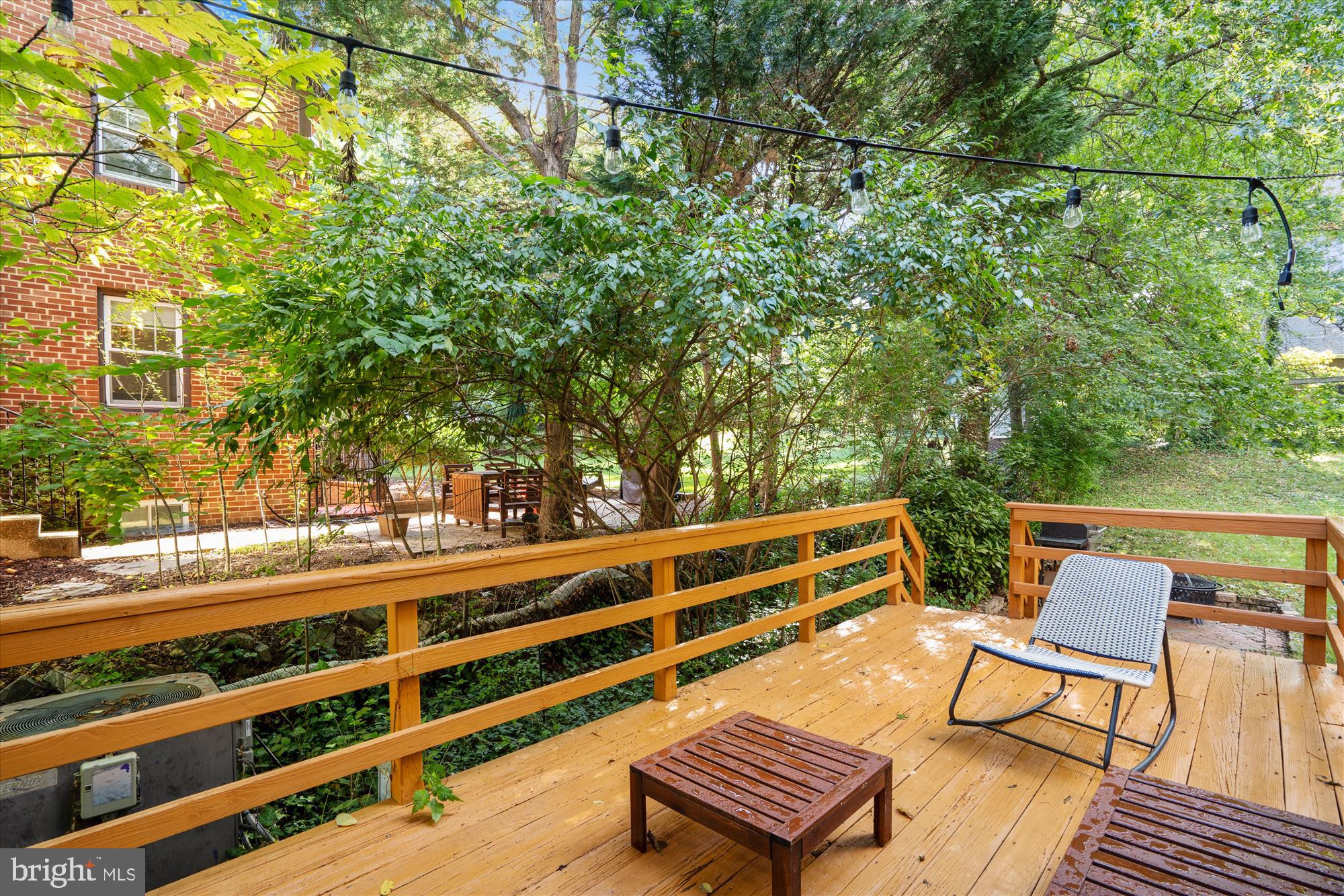 UNIVERSITY HILLS - Residential