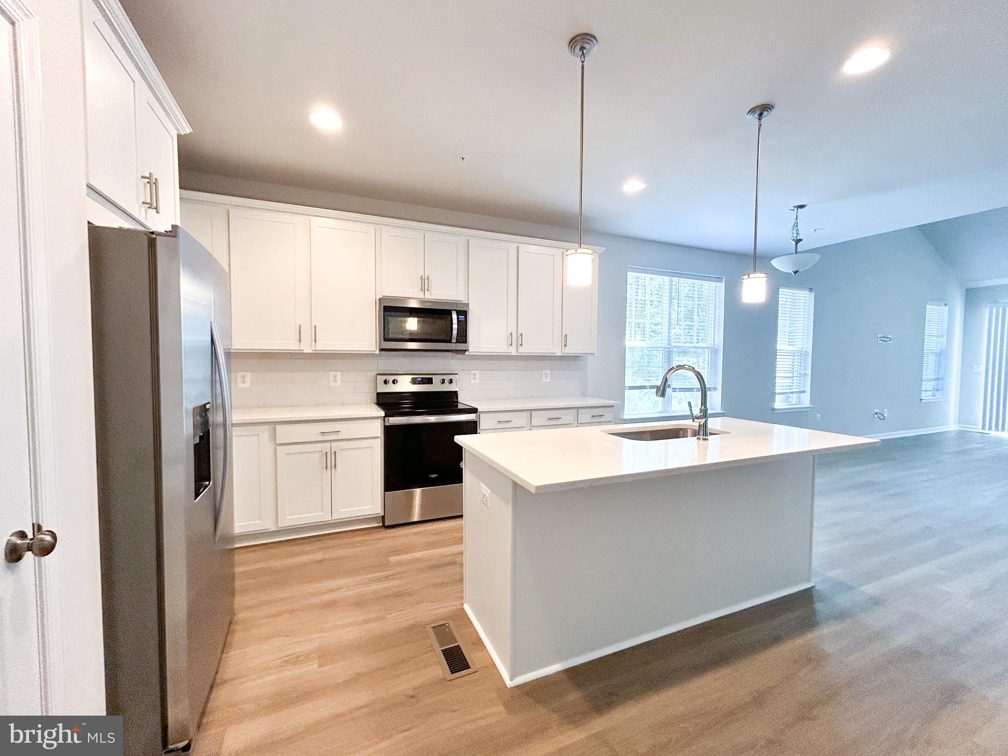 SWAN POINT - Residential