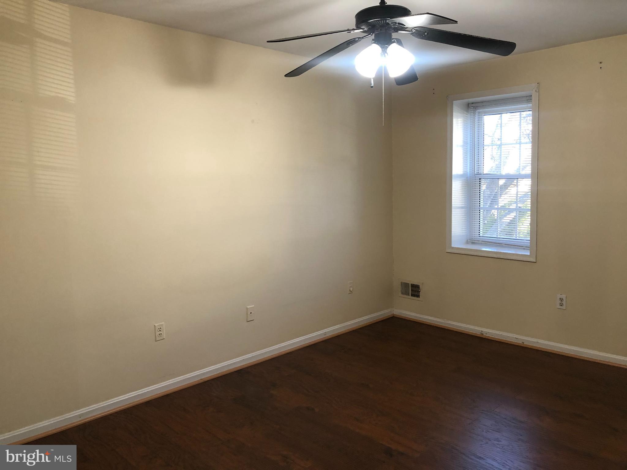 SHADY GROVE VILLAGE - Residential Lease