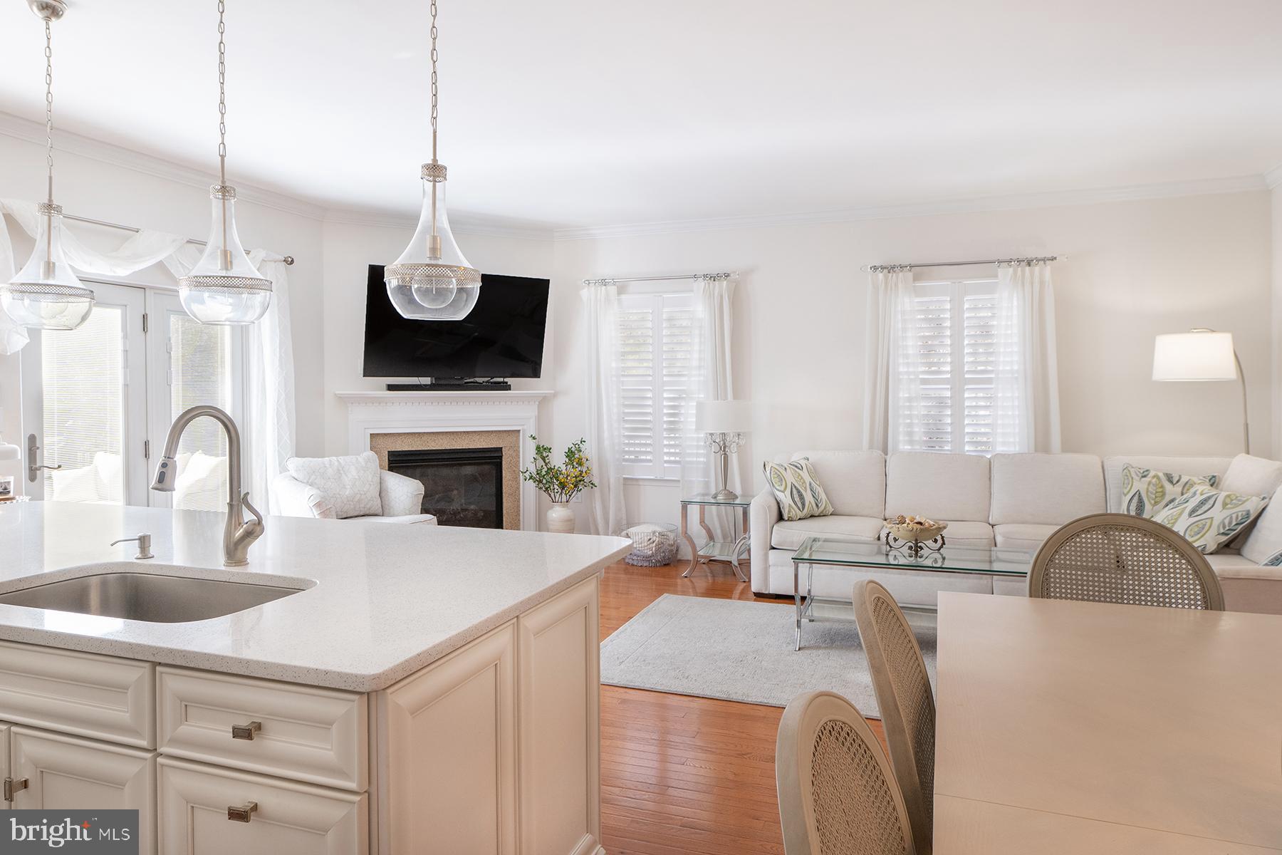 HAWTHORNE ESTATES - Residential