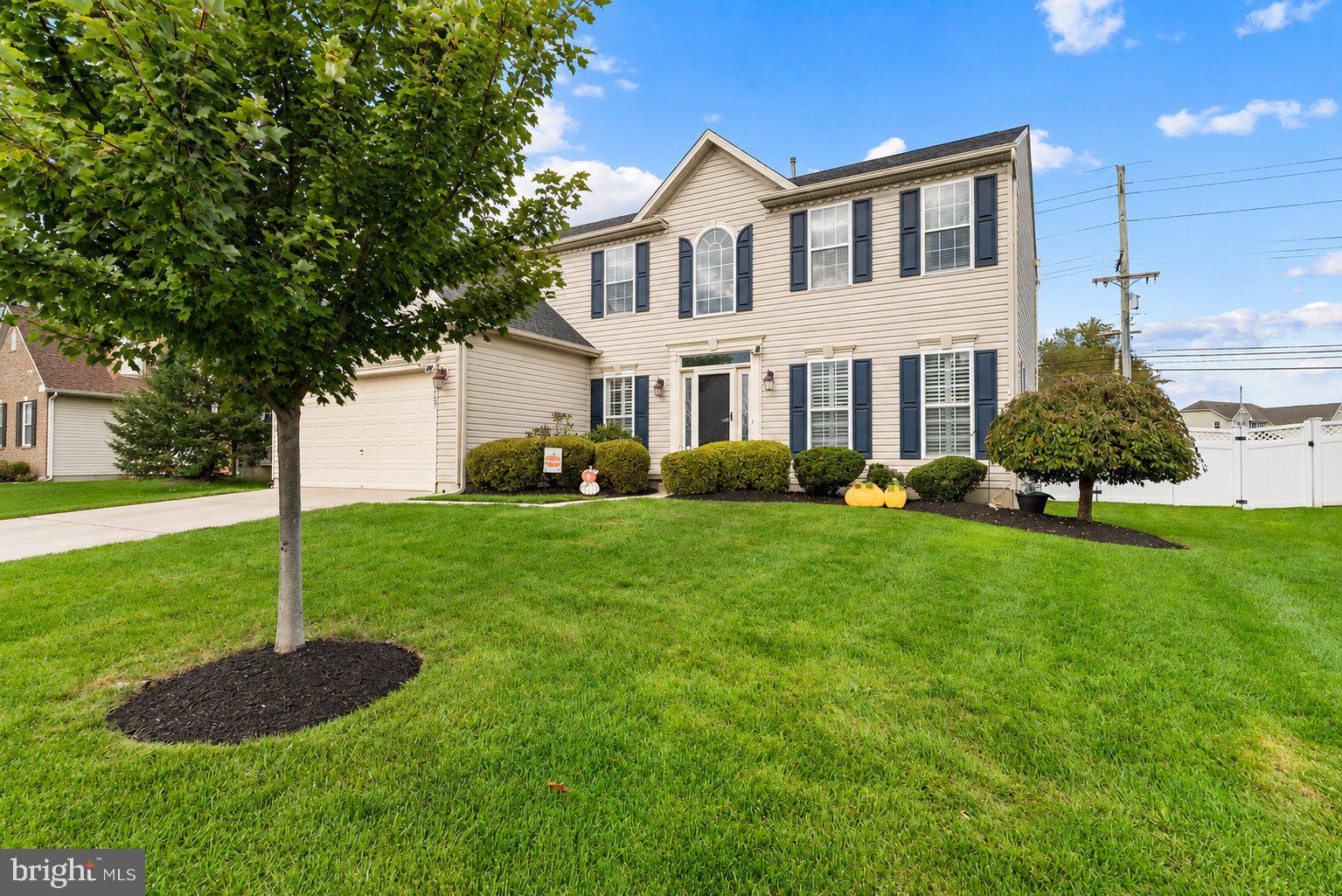 157 ASCOT DRIVE