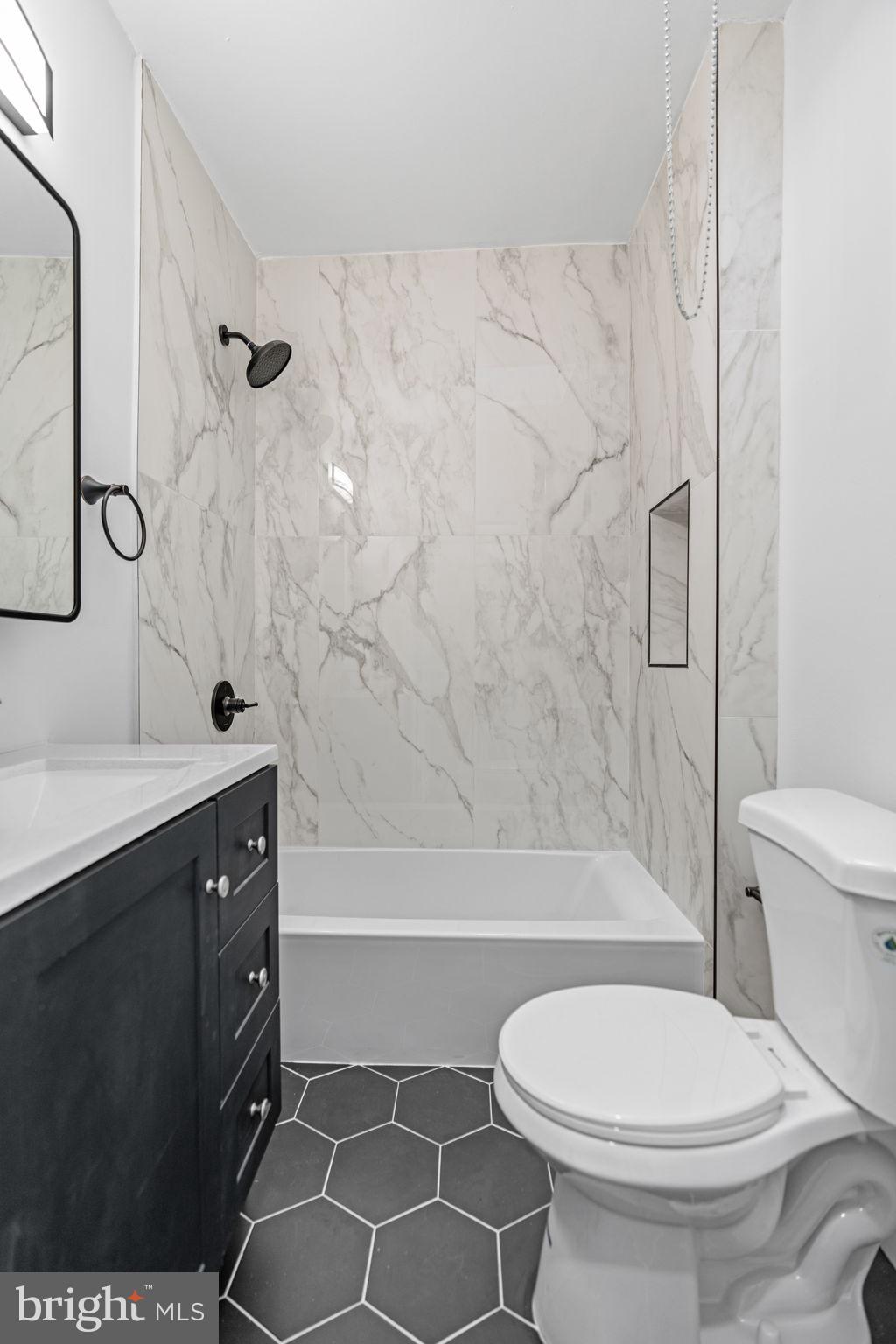 PORT RICHMOND - Residential