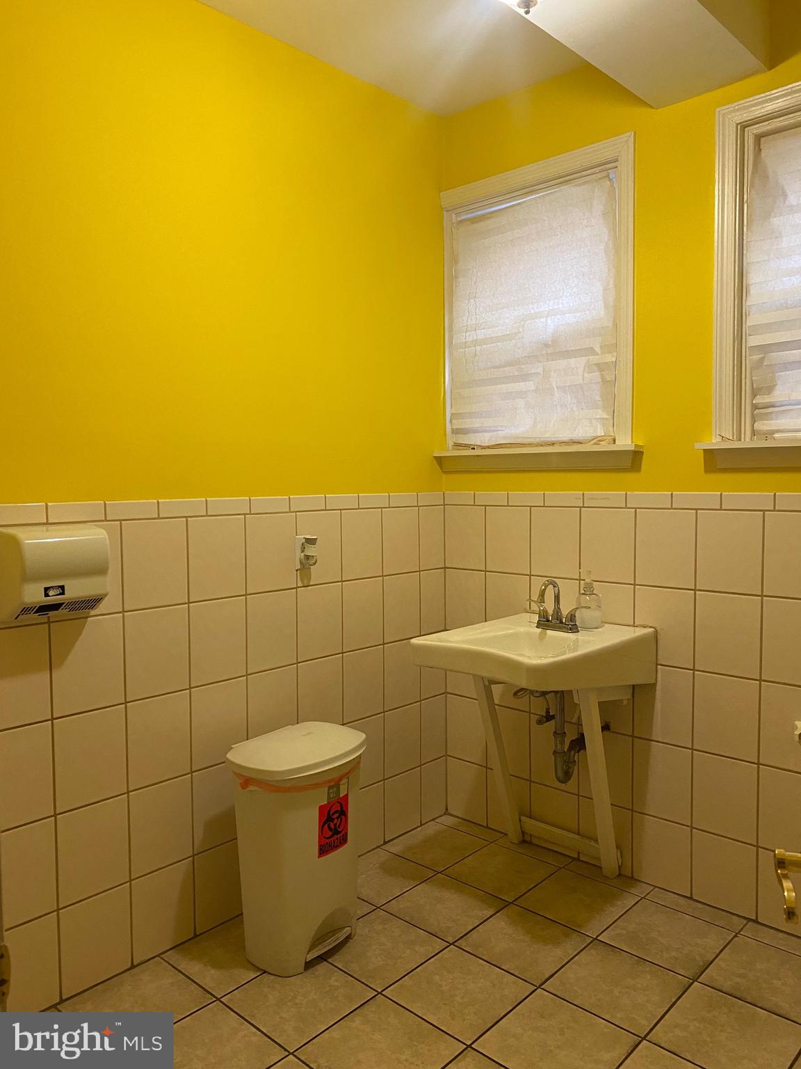 PHILADELPHIA (WEST) - Residential