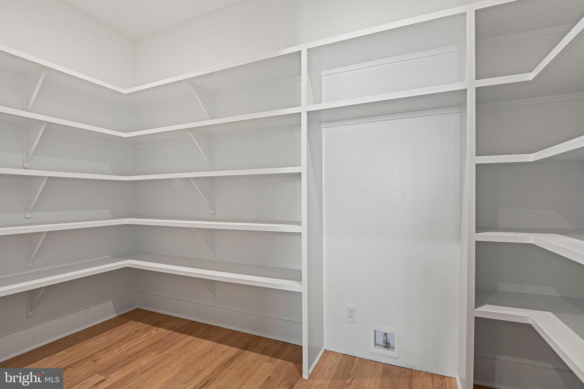 WEST LANGLEY - Residential