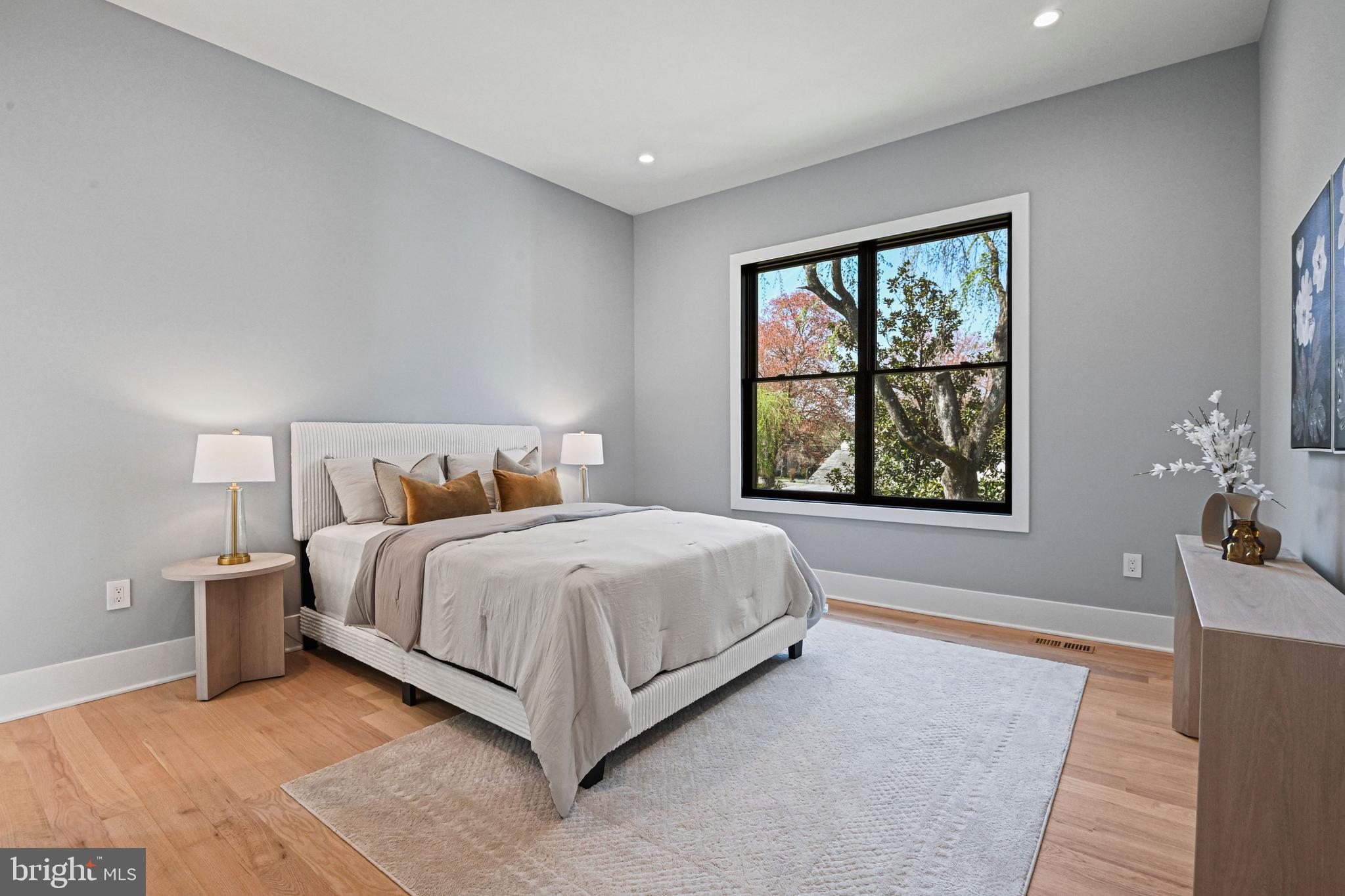 WEST LANGLEY - Residential