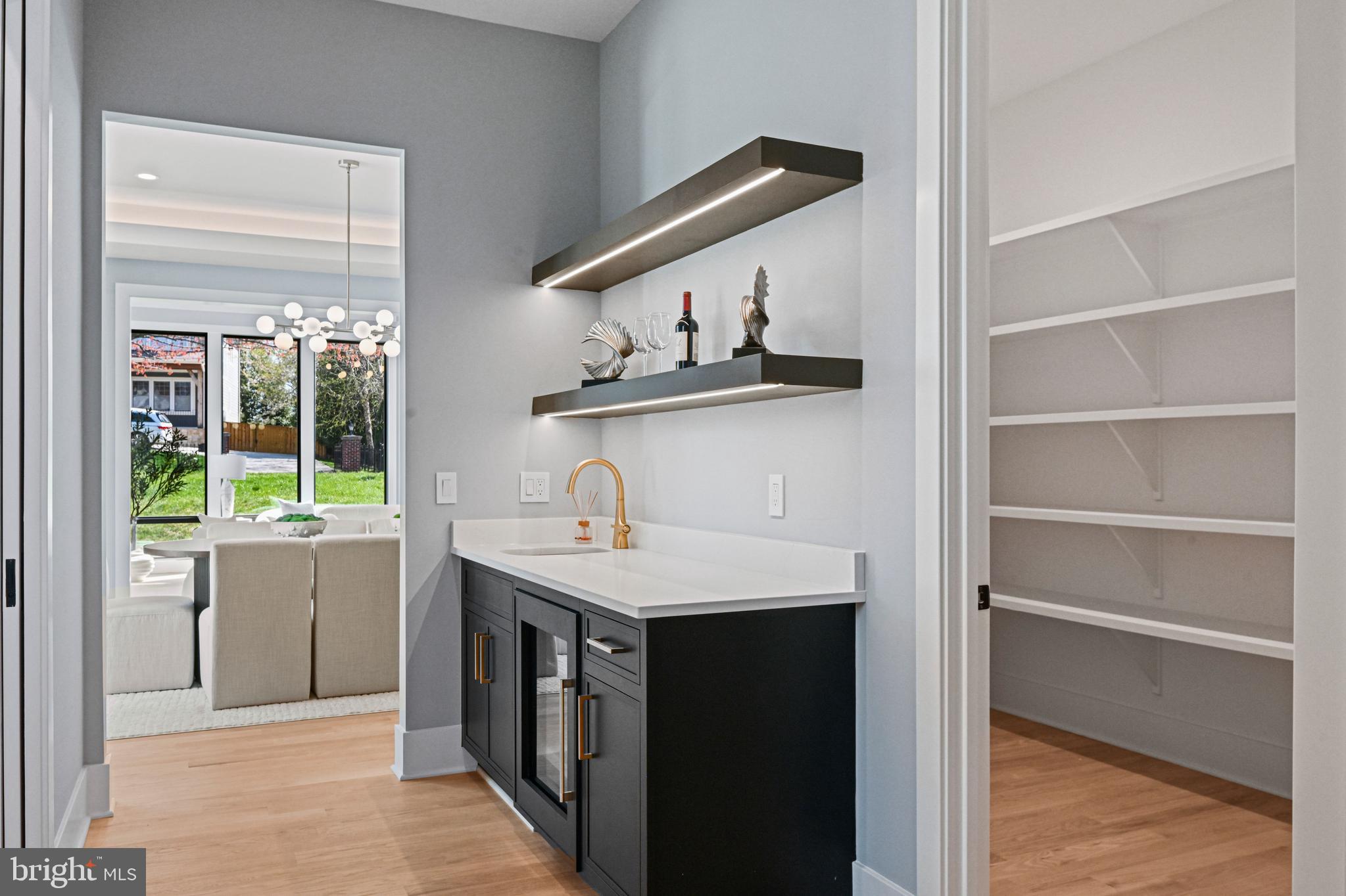 WEST LANGLEY - Residential