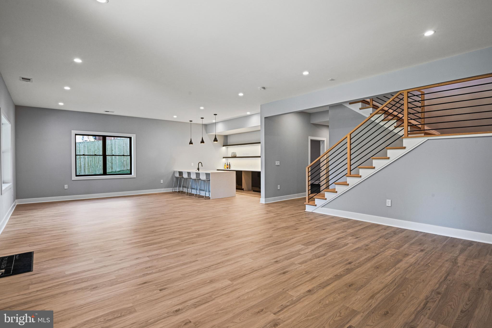 WEST LANGLEY - Residential