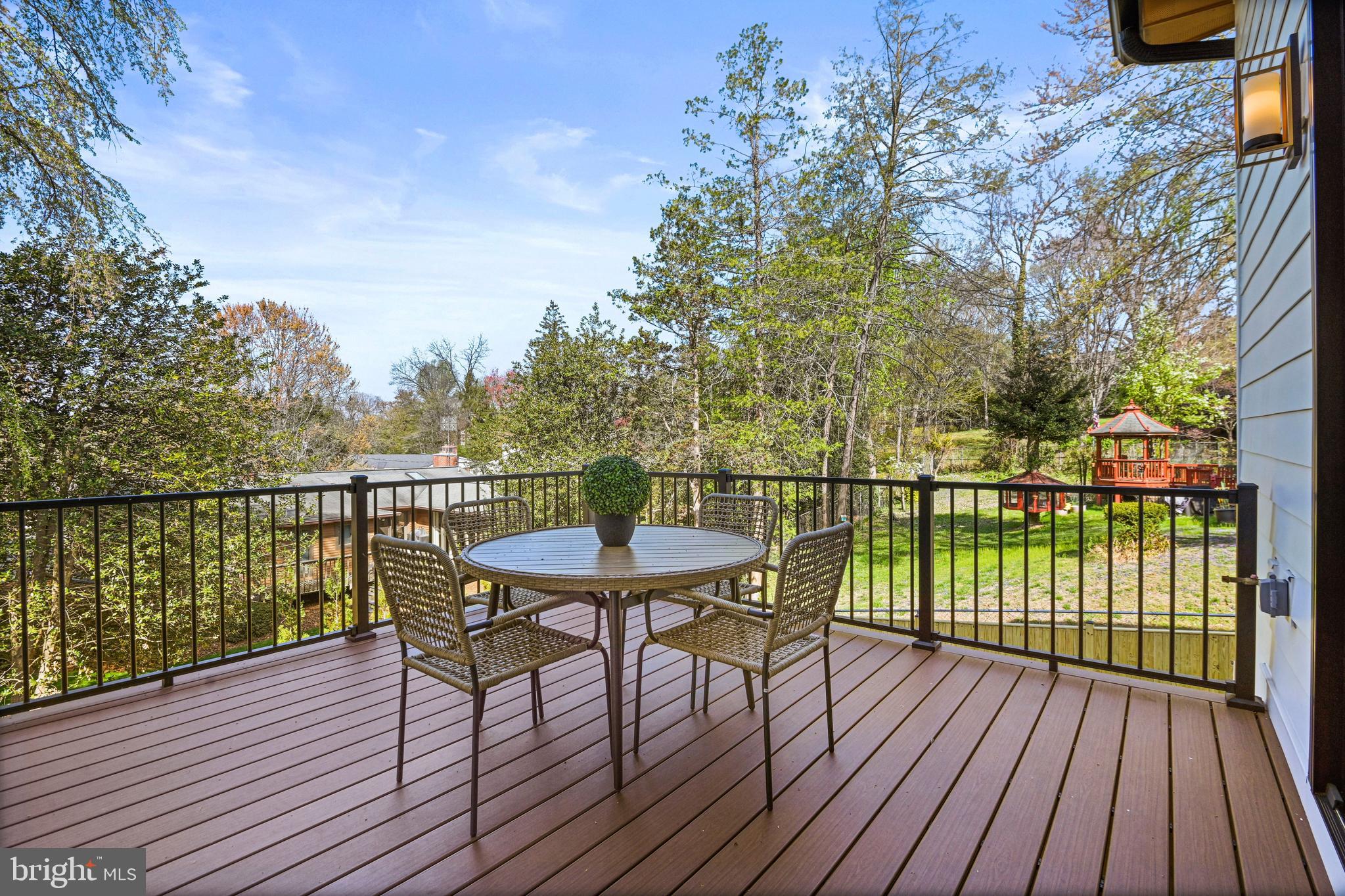 WEST LANGLEY - Residential