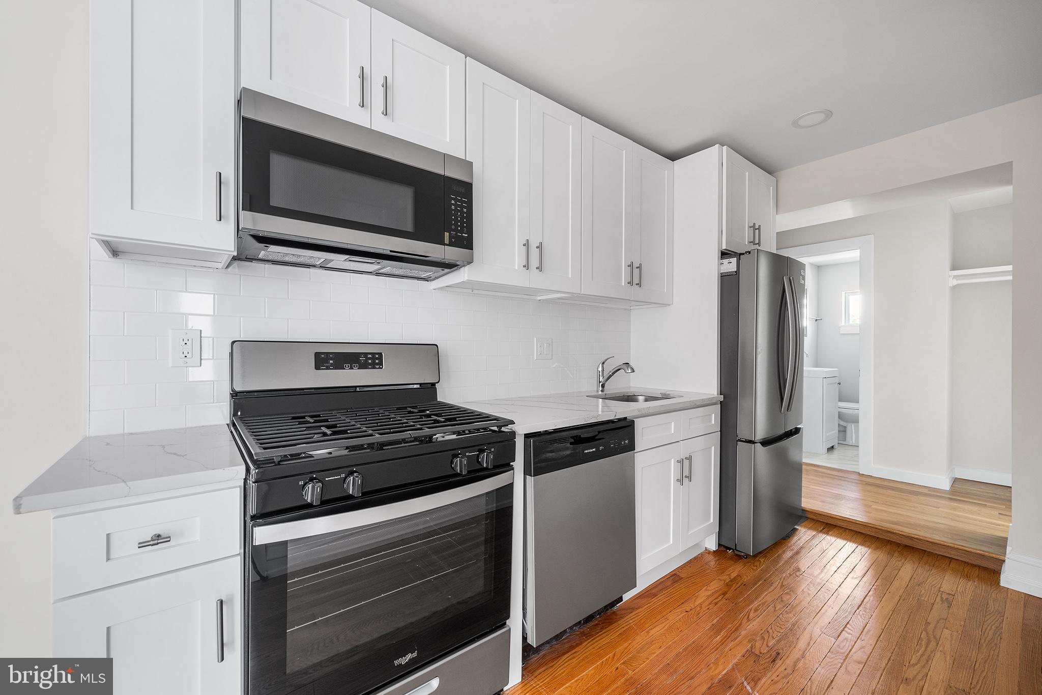 ART MUSEUM AREA - Residential Lease