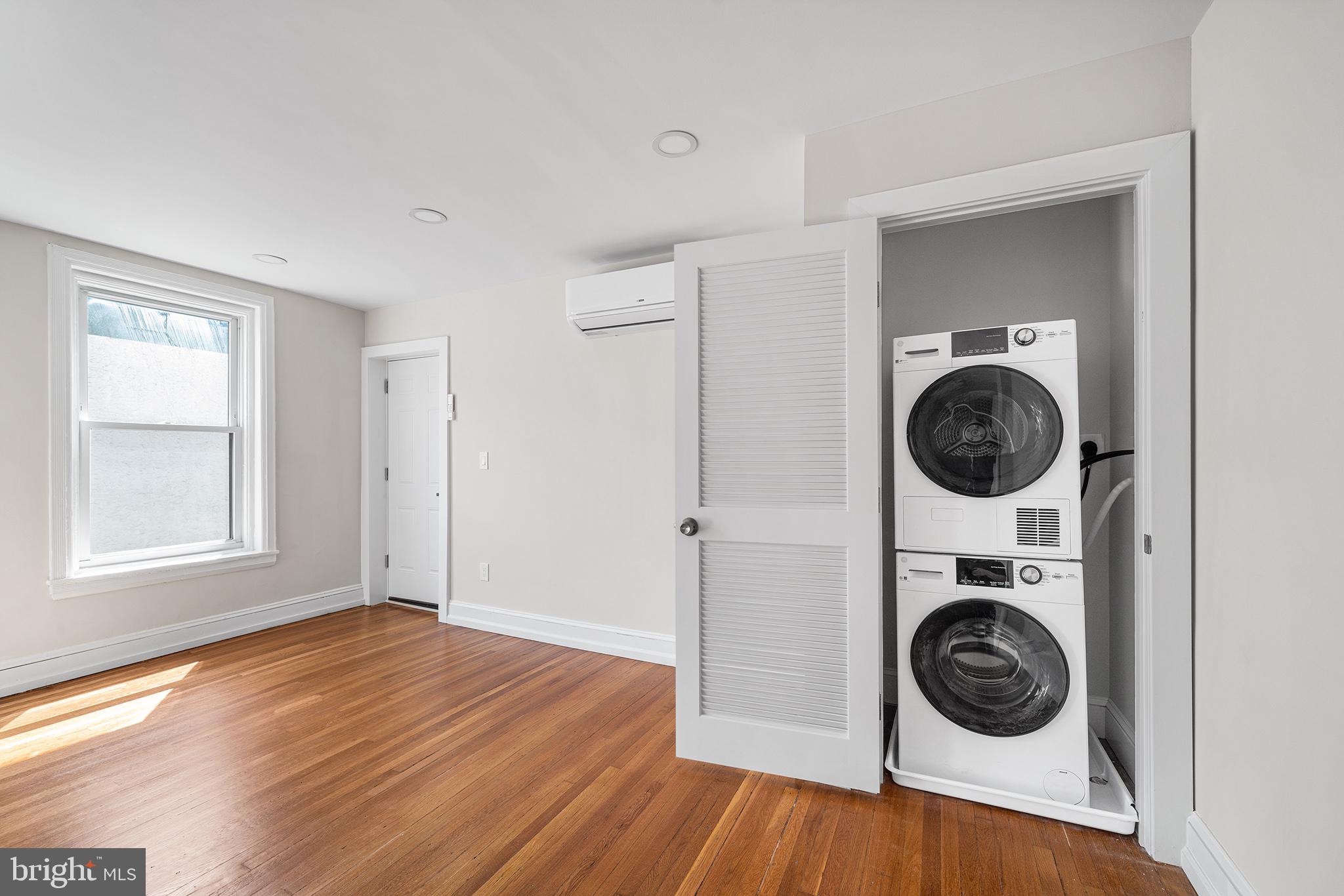 ART MUSEUM AREA - Residential Lease